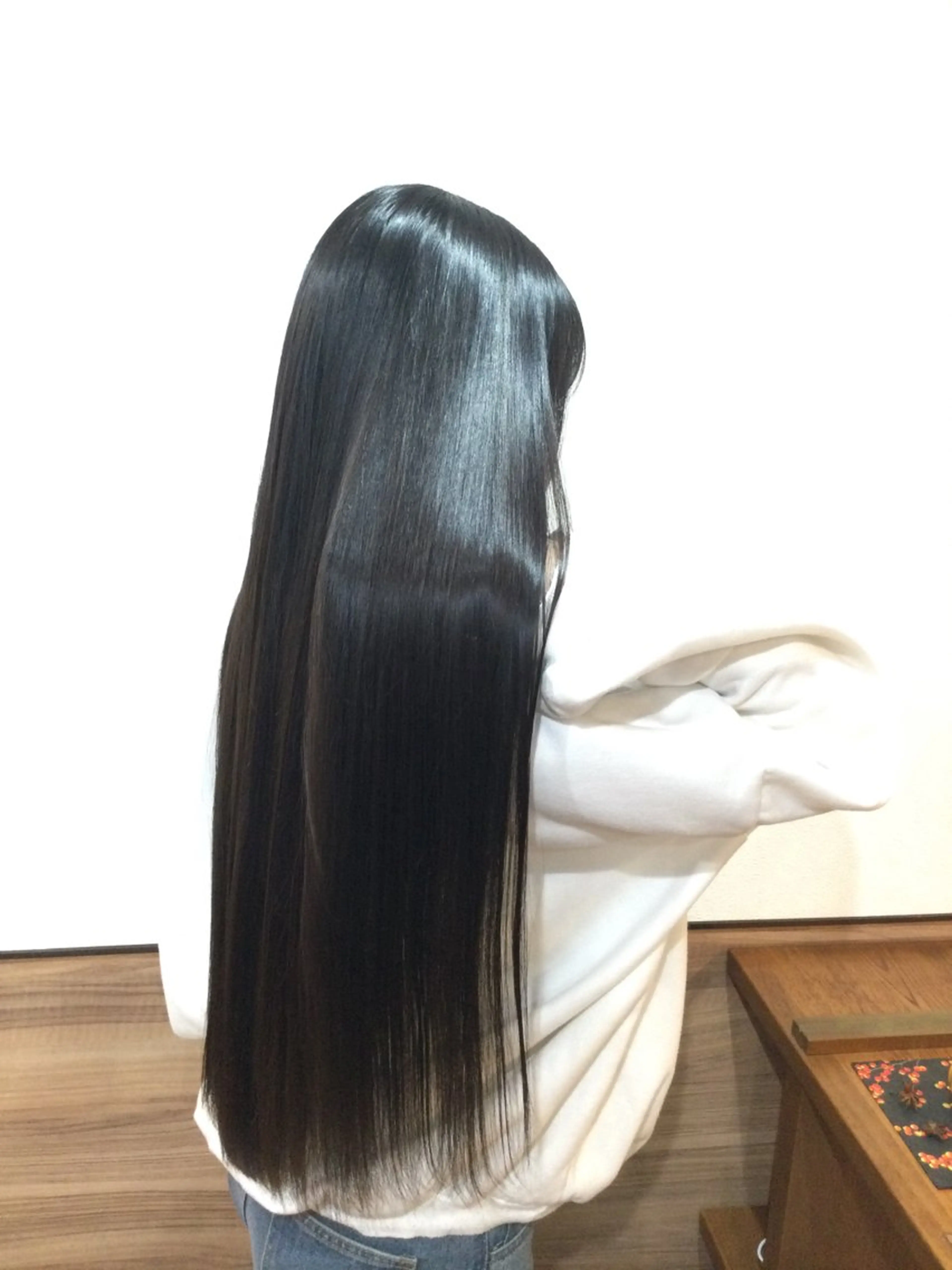 ロング パーマ 縮毛矯正 カット ヘアカラー トリートメント Annon プライベートサロンのヘアスタイル