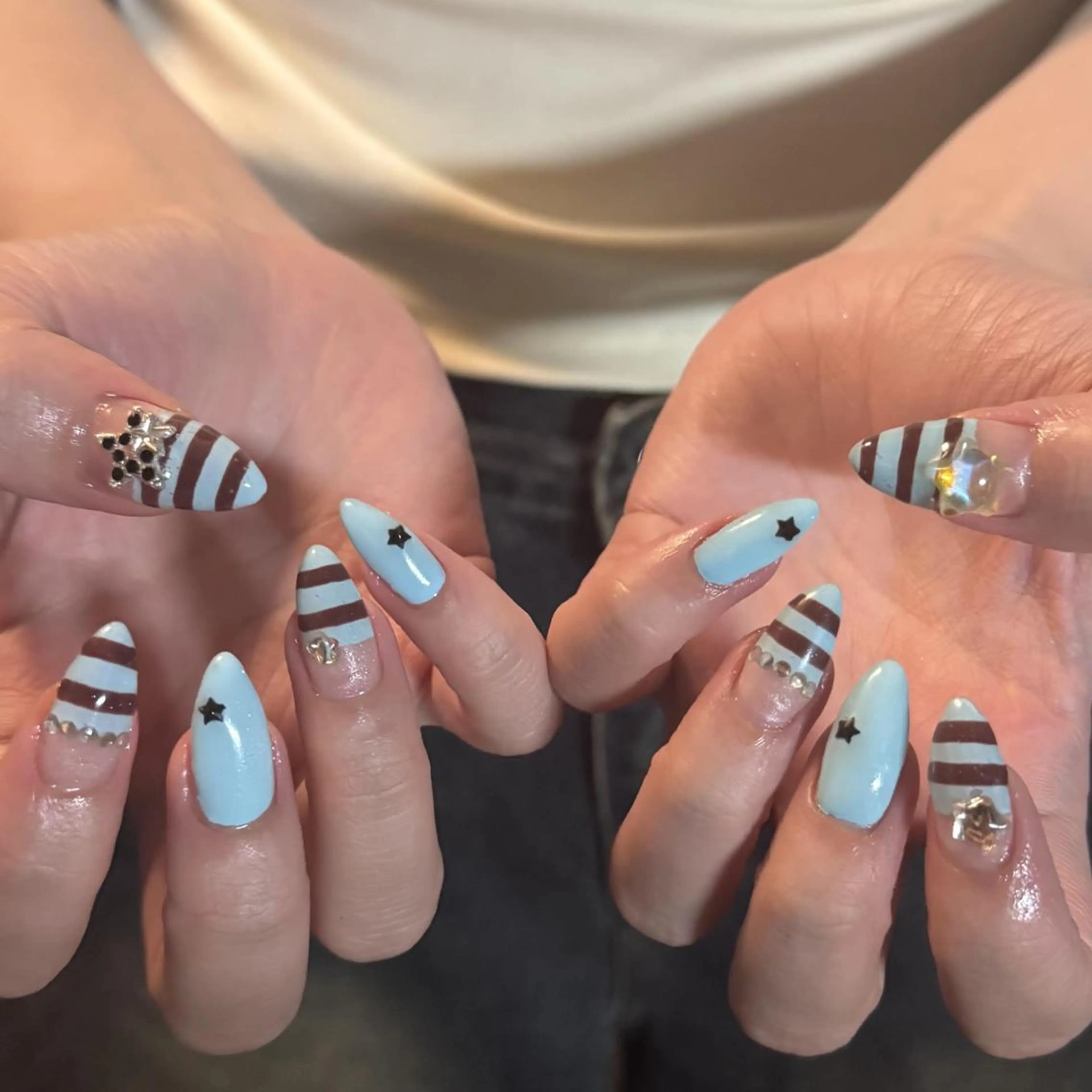 ミディアム ハンドネイル フットネイル 米山 慧のネイルデザイン