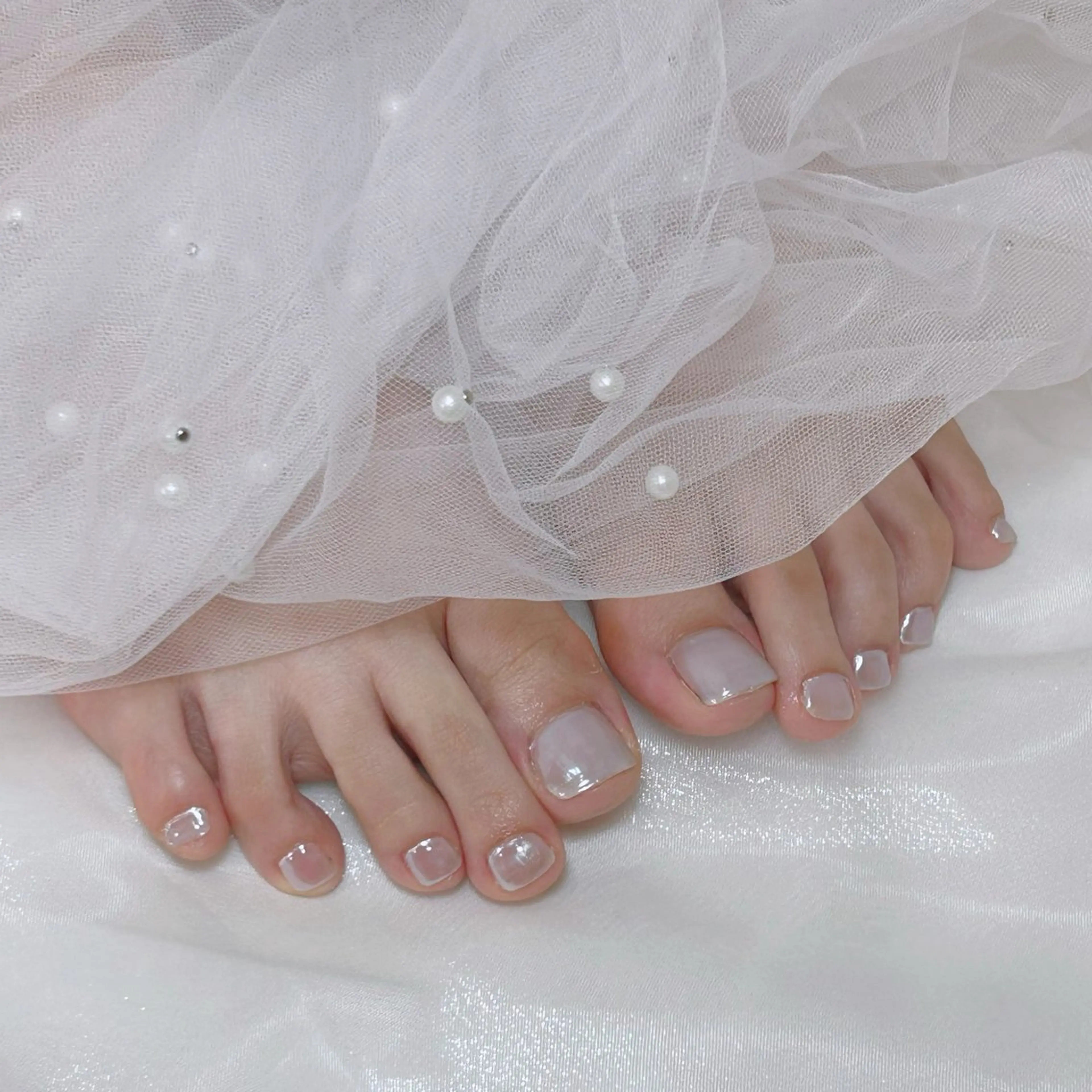 ネイル ミラーネイル ホワイト nico + 鷲野のネイルデザイン