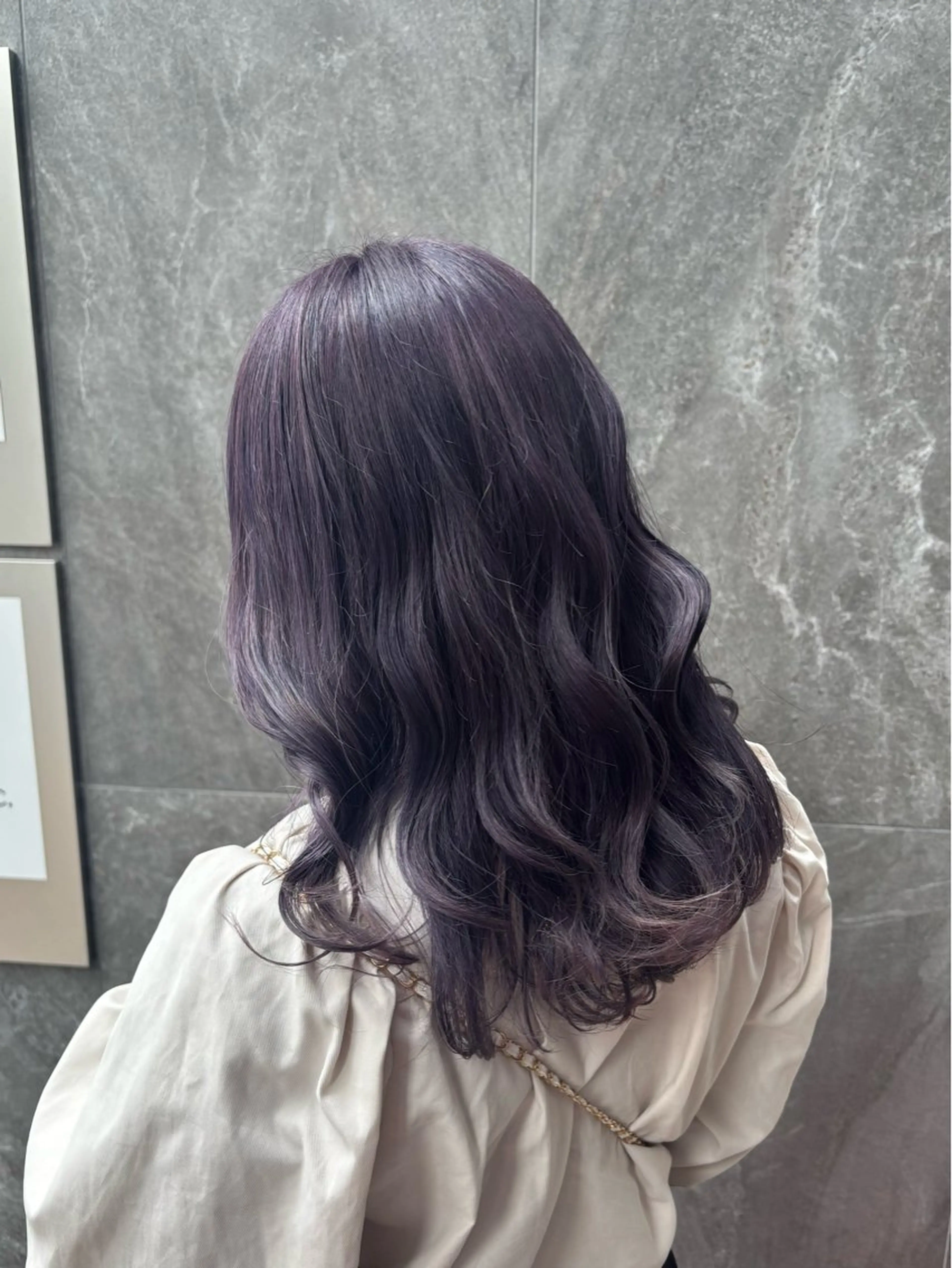 カラー ディープラベンダー ラベンダーカラー 石原 望来のヘアスタイル