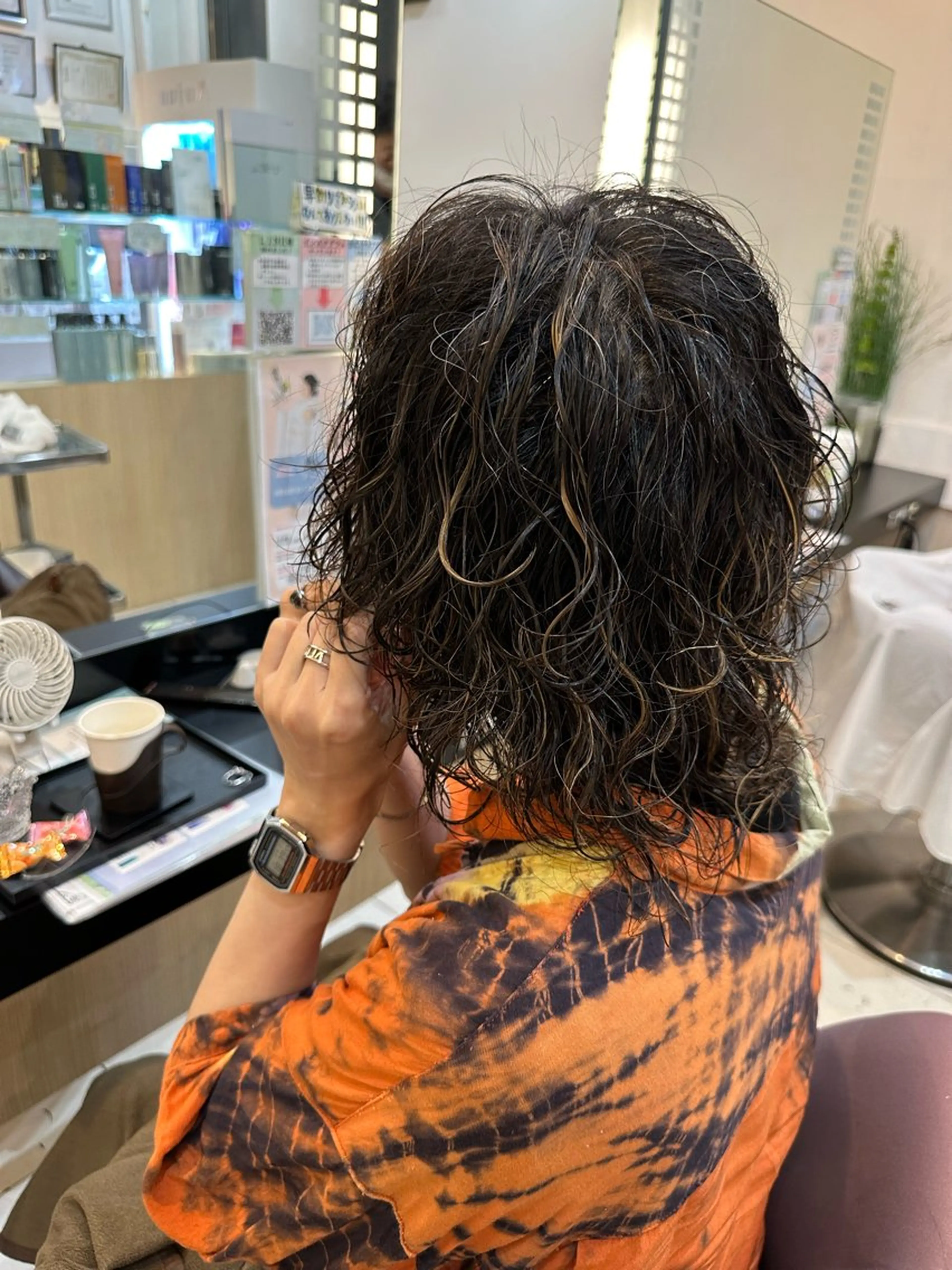 パーマ 内田温子大人女性 ハイライト、ボブのヘアスタイル