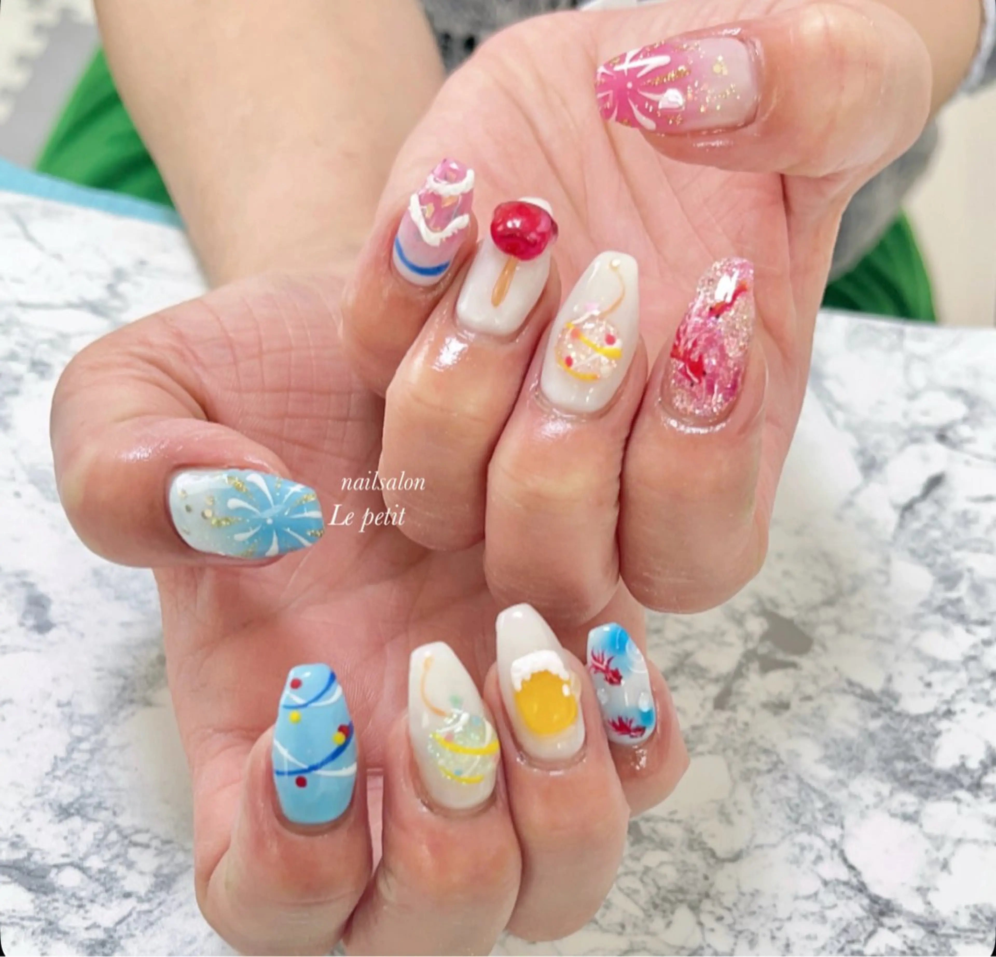 ネイル 石野 広佳のネイルデザイン