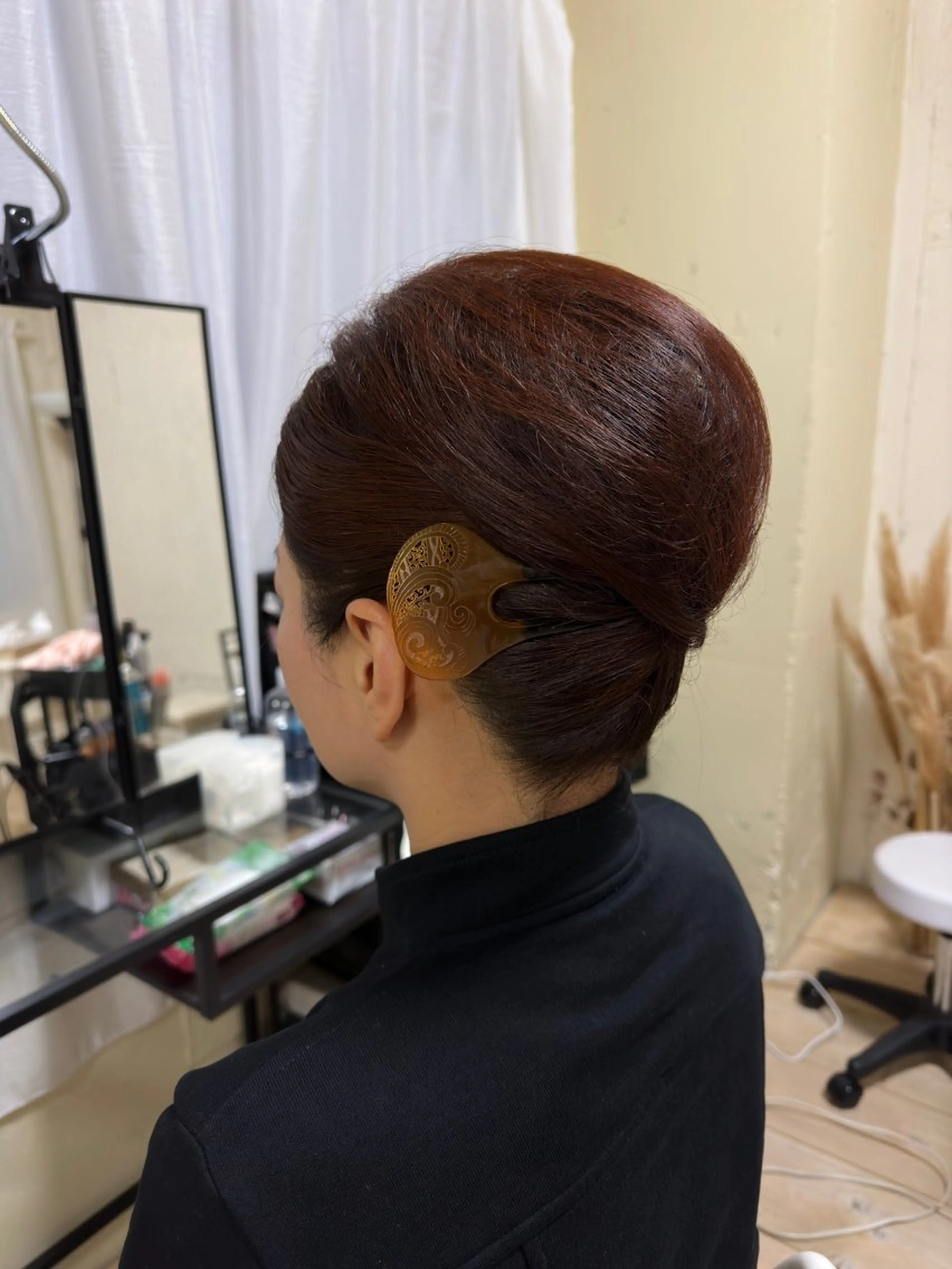 セミロング ヘアアレンジ fots. 愛美のエステ・リラクイメージ