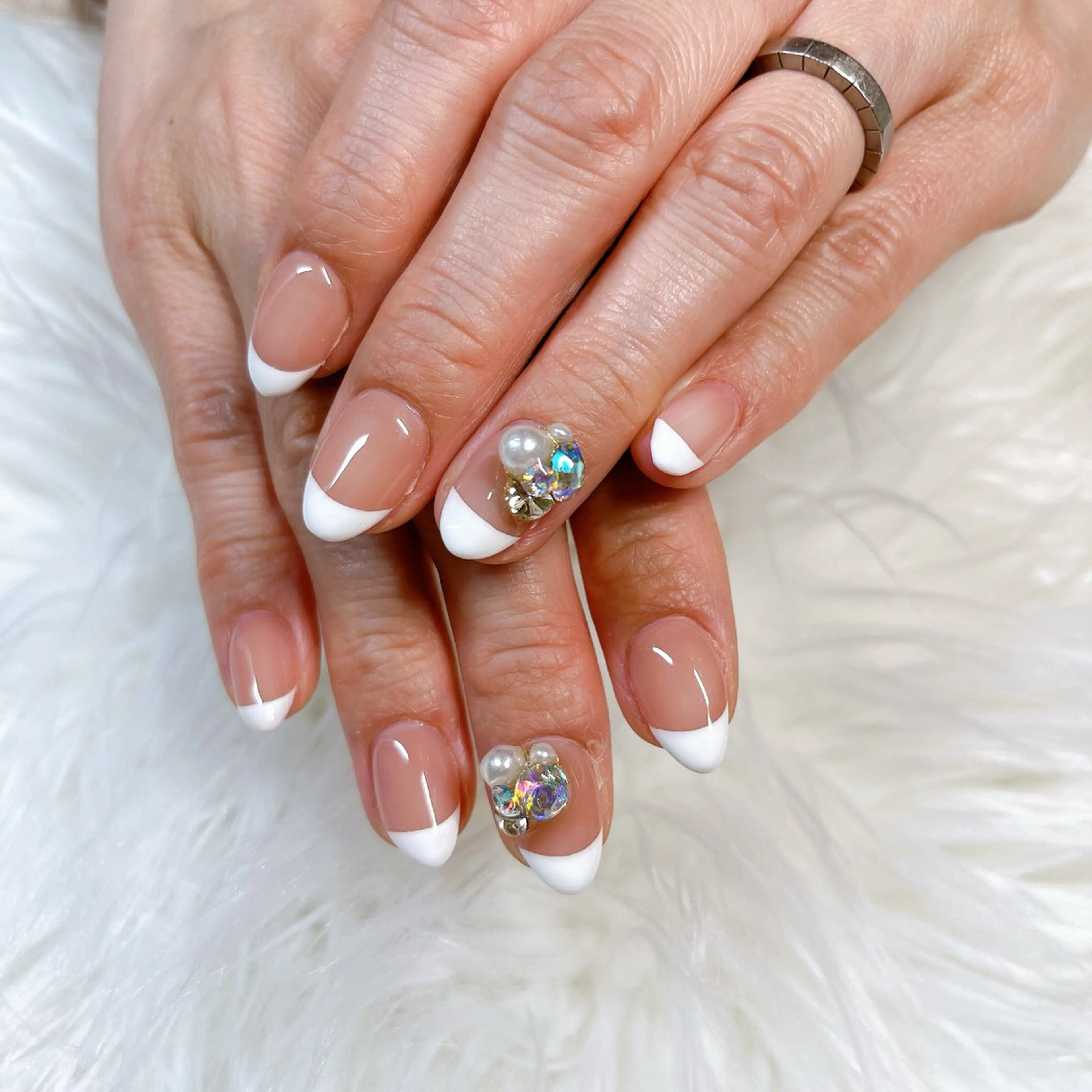 ネイル ハンドネイル 根津 綾子のネイルデザイン