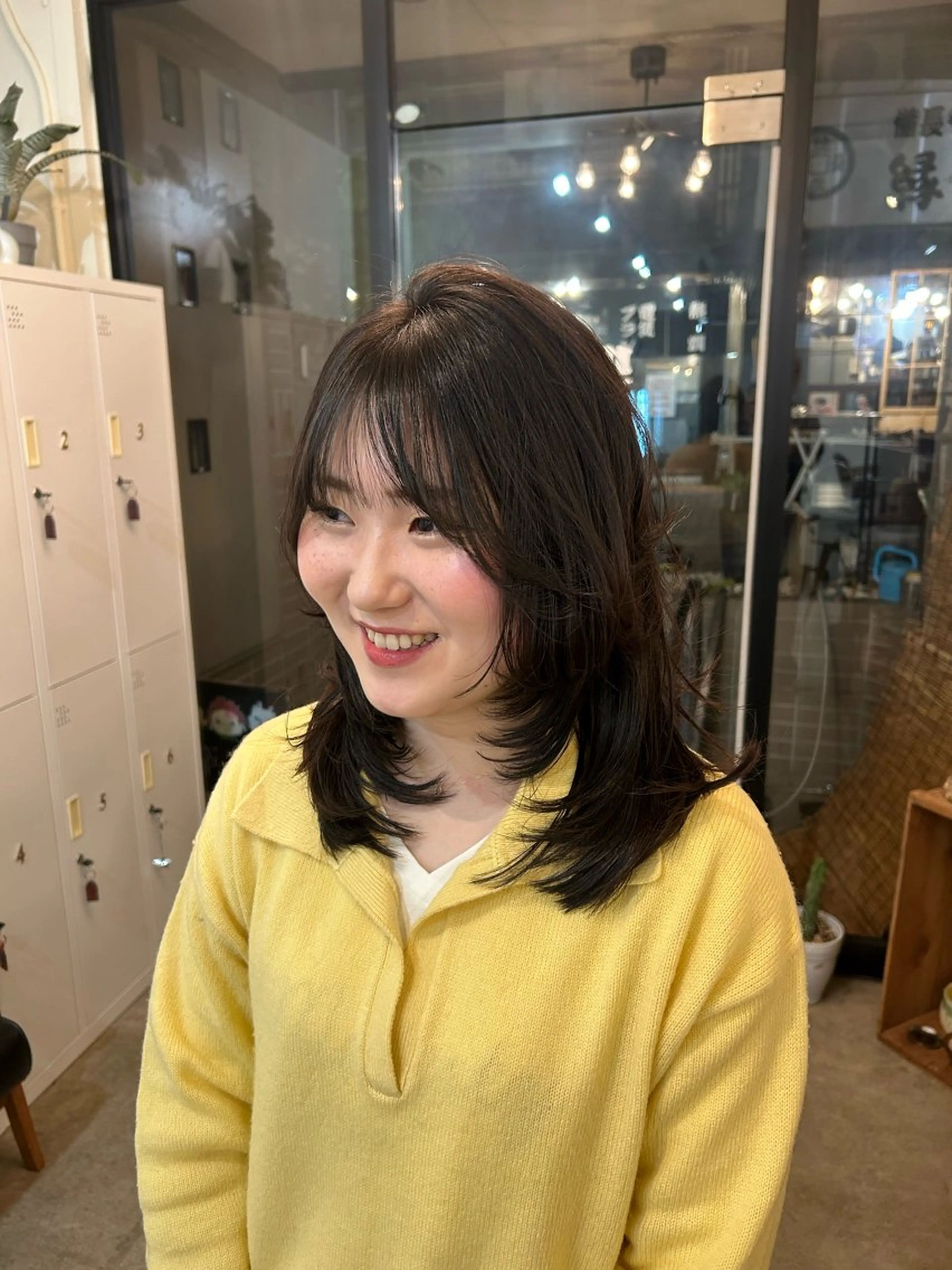 ミディアム レイヤーカット 小島 大輝 /レディースカットのヘアスタイル