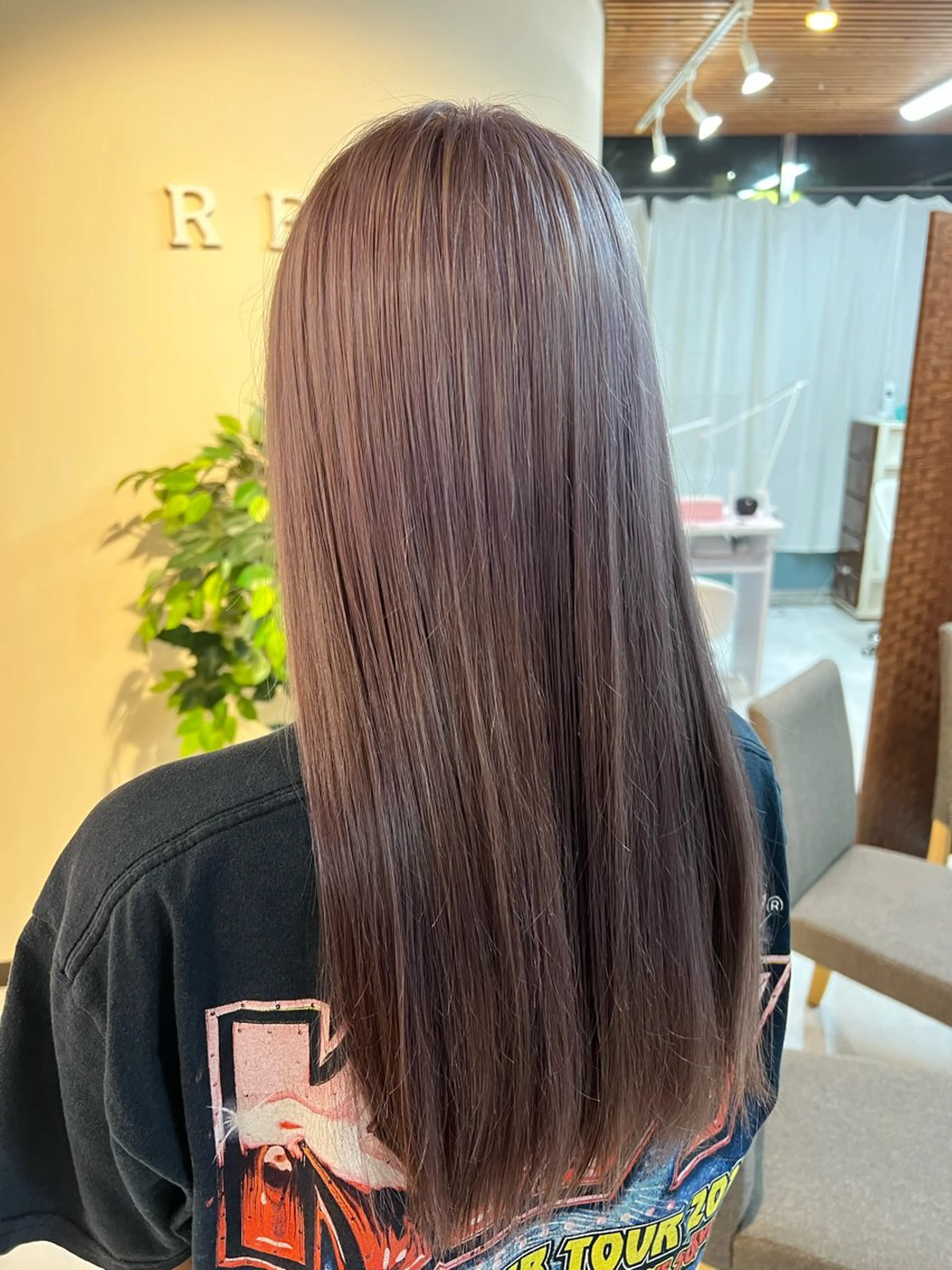 セミロング カラー ヘアカラー ルーツ/ デザイン/ ハイトーン/おこのぎのヘアスタイル