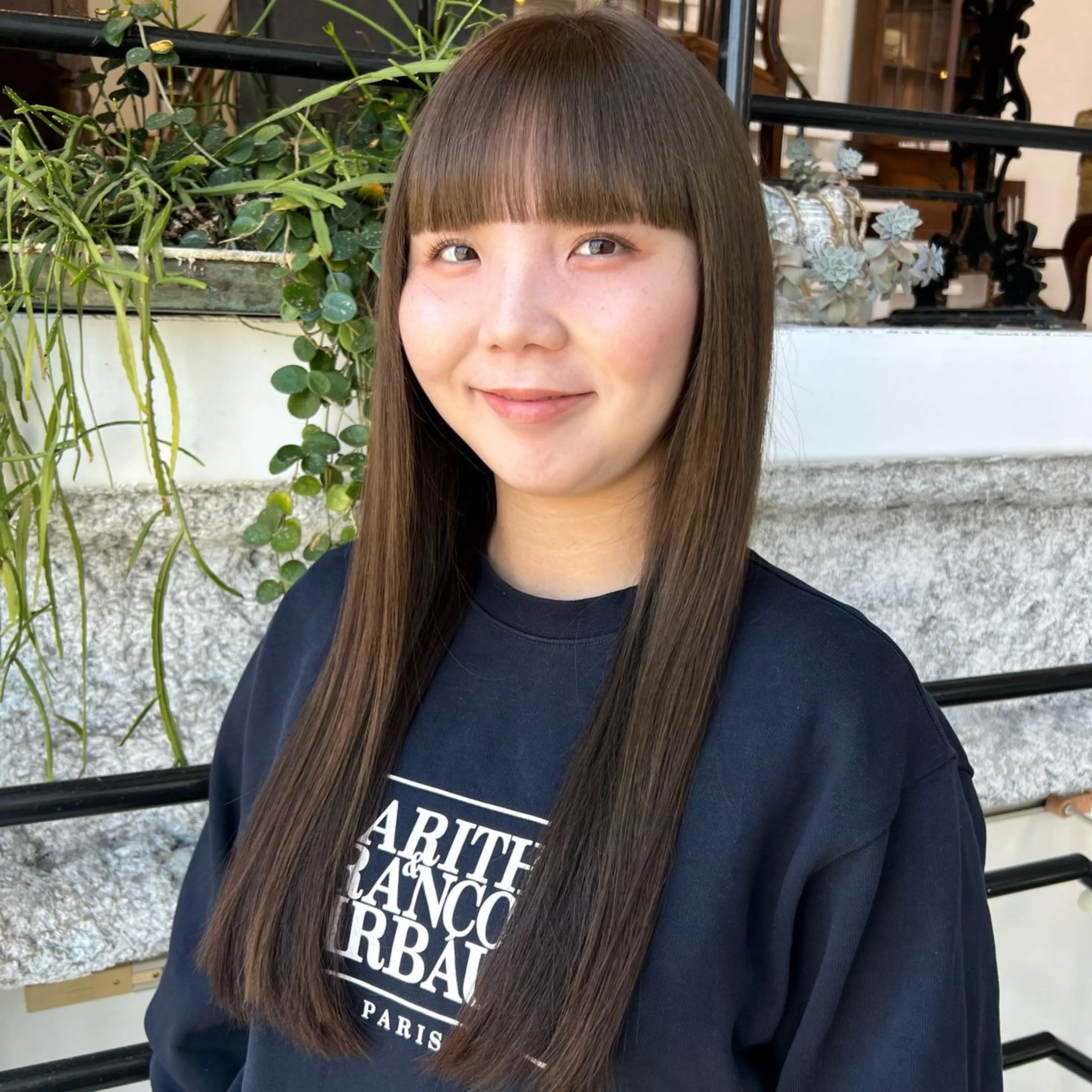 ロング カラー カット ヘアカラー 金城 愛海のヘアスタイル