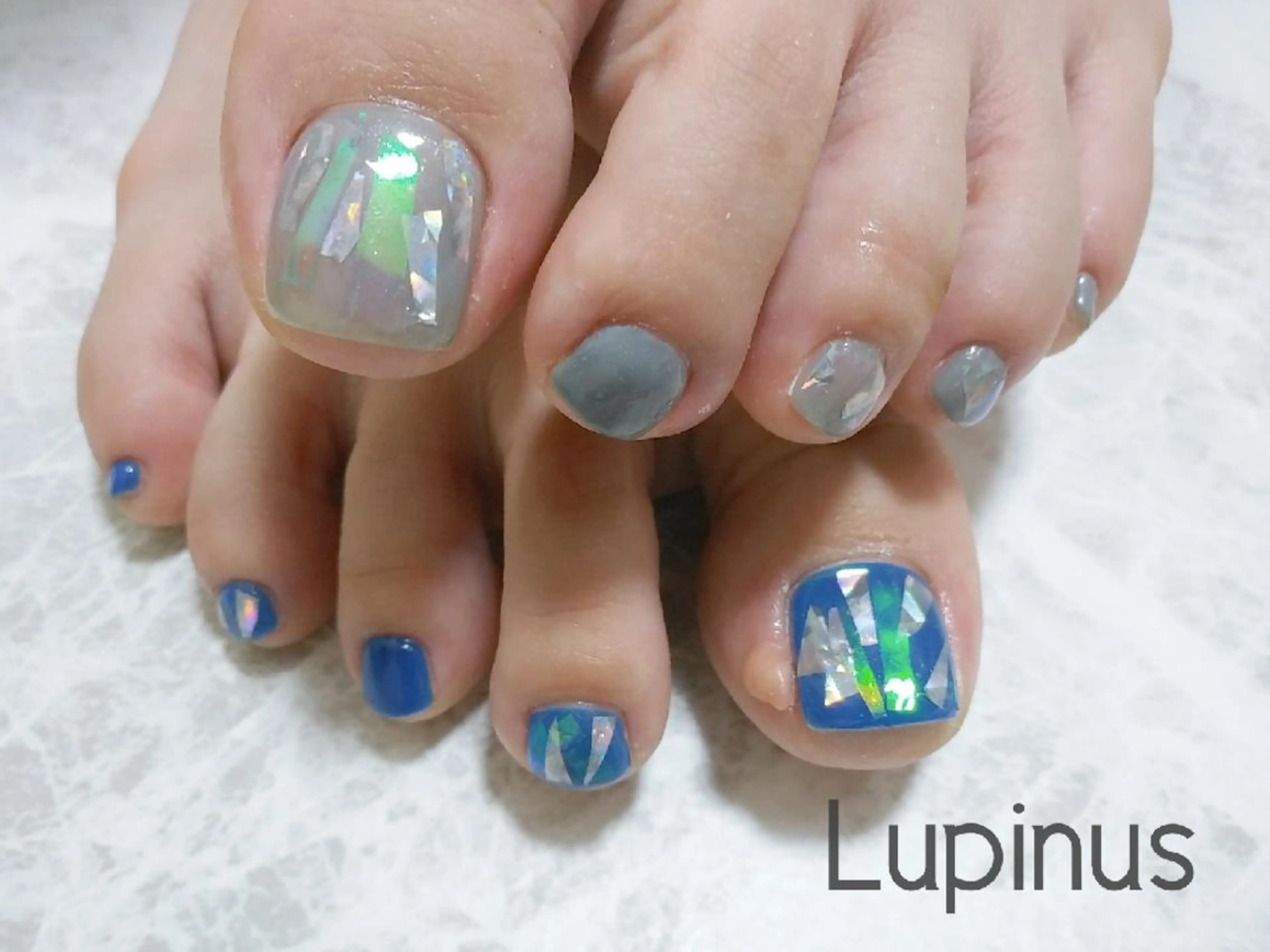 ネイル オーロラネイル Lupinus ルピナスのネイルデザイン