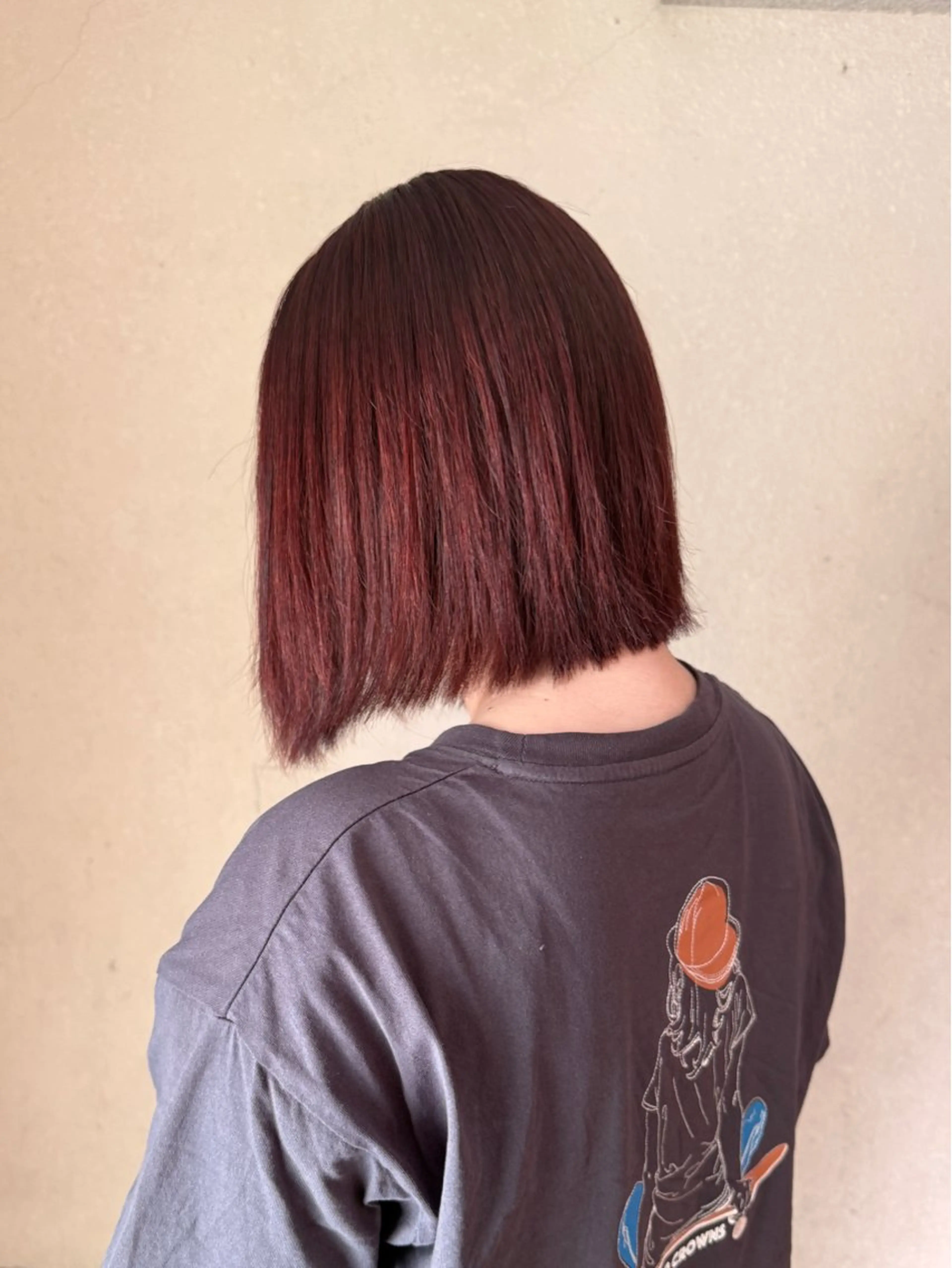 ミディアム カラー 仲村 真里奈のヘアスタイル