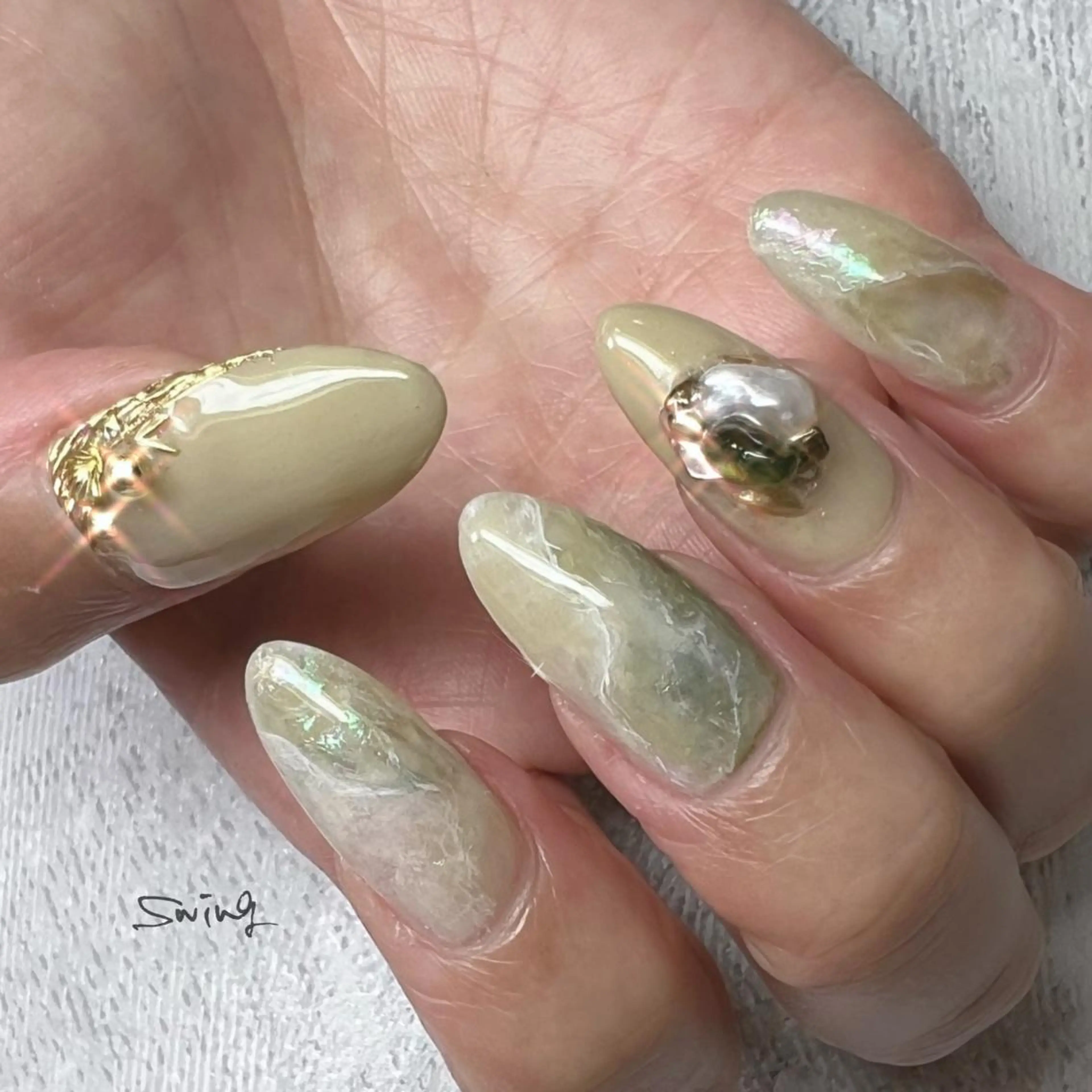 ネイル SWING Nail Salon所属・Yoshida Takakoのネイルデザイン