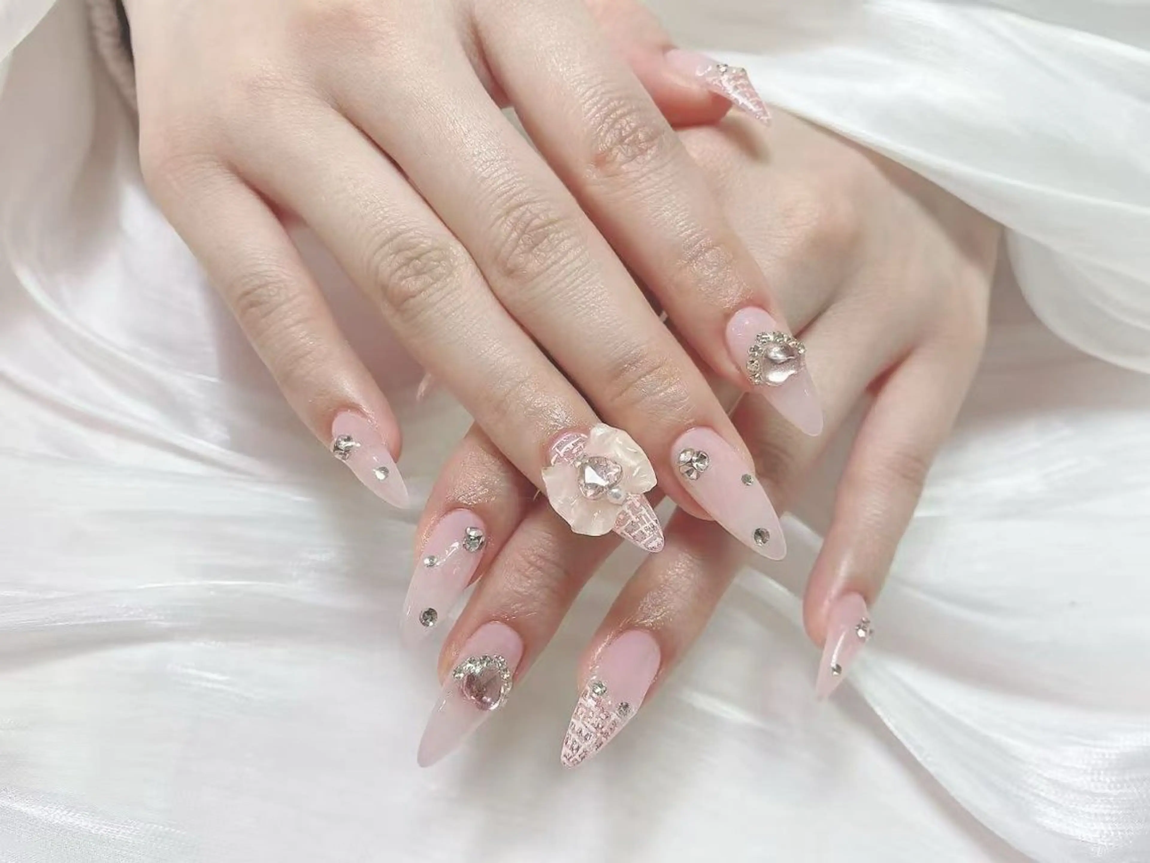 ネイル ジョリ kasumi🌹💅のネイルデザイン