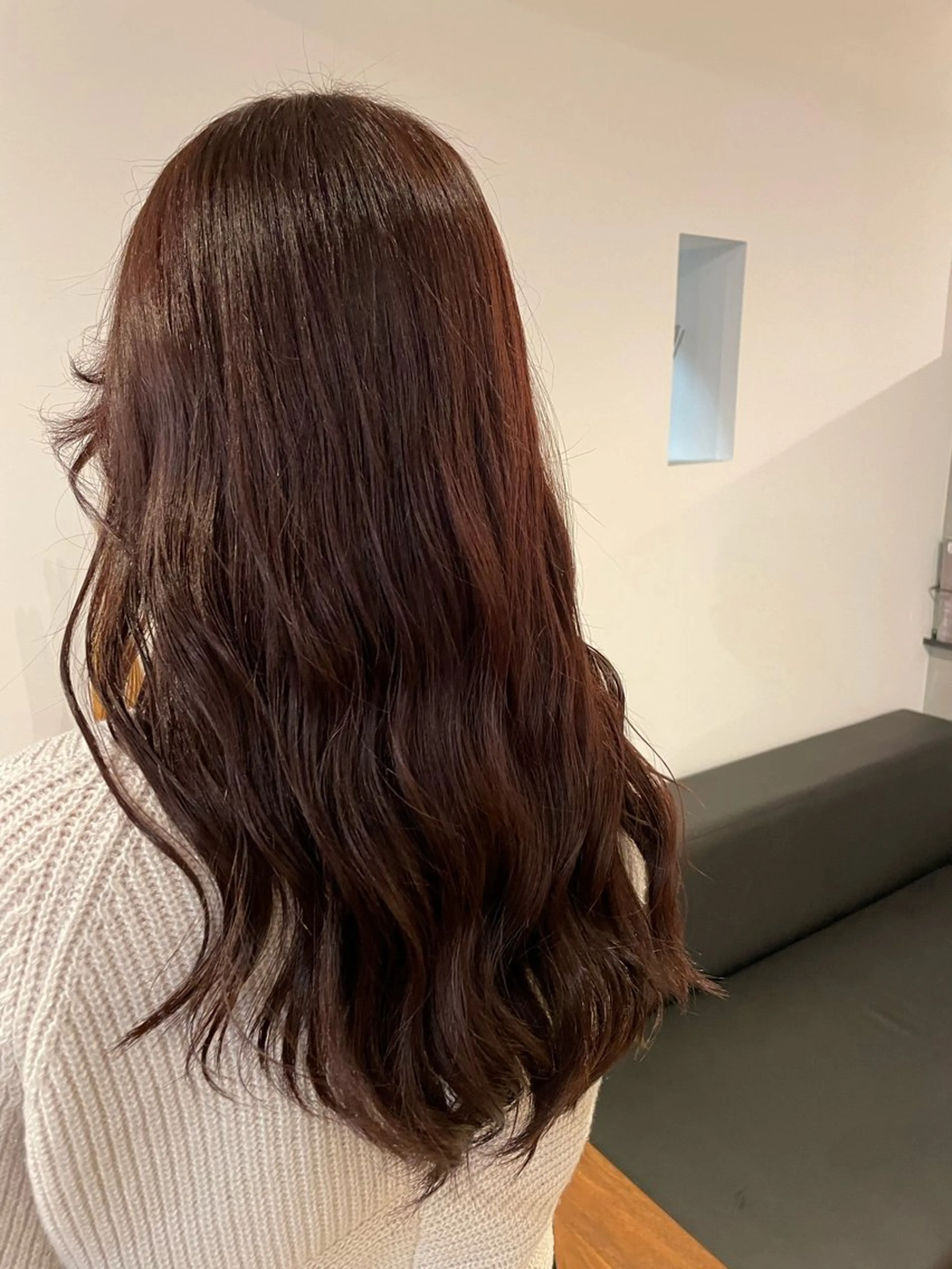 カラー ブリーチ ブラウンカラー レッドカラー 宮原 愛果のヘアスタイル