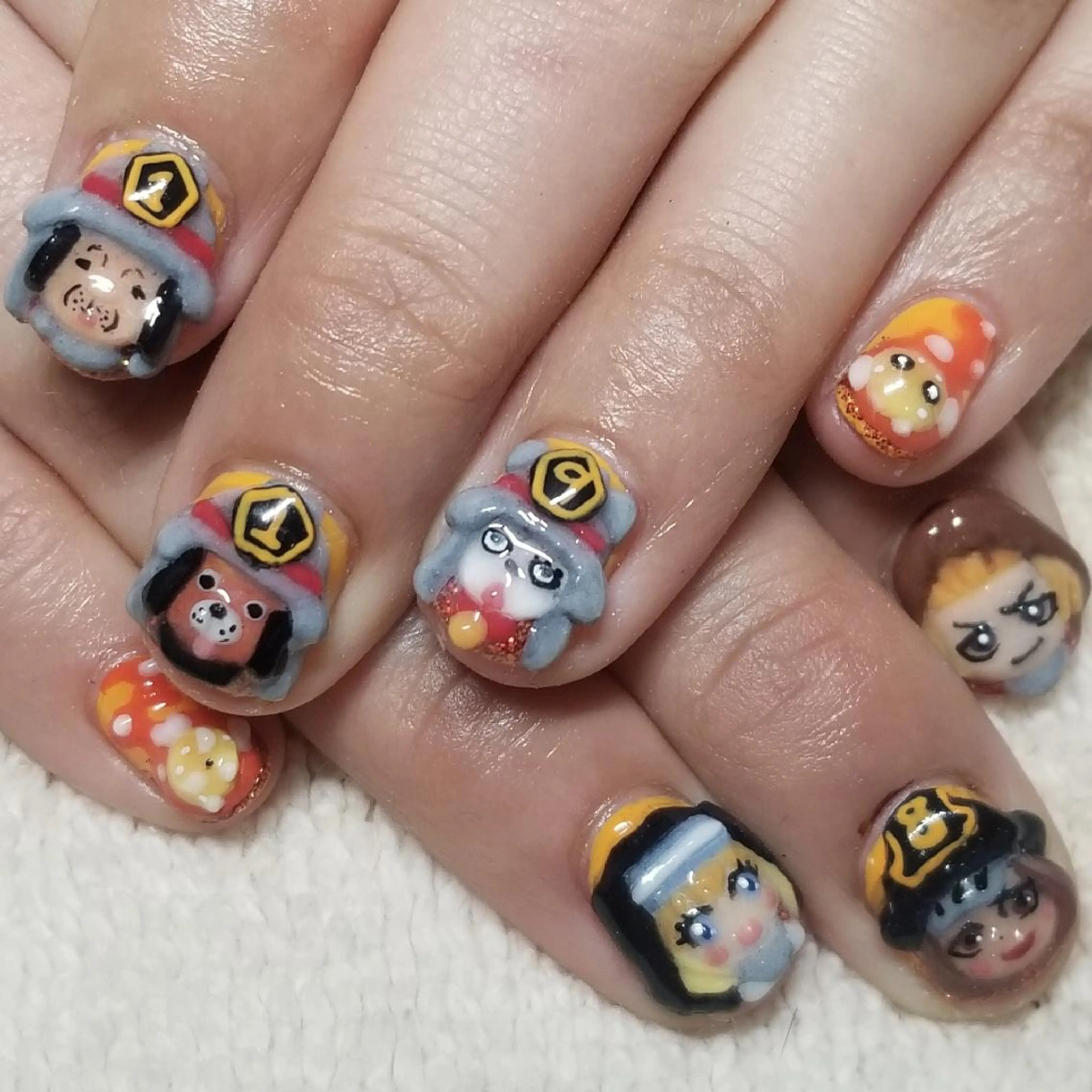 ネイル グラデーション ラメ(グリッター) ラメグラデーション オレンジ 赤色 ハンドネイル よしだ ひろきのネイルデザイン