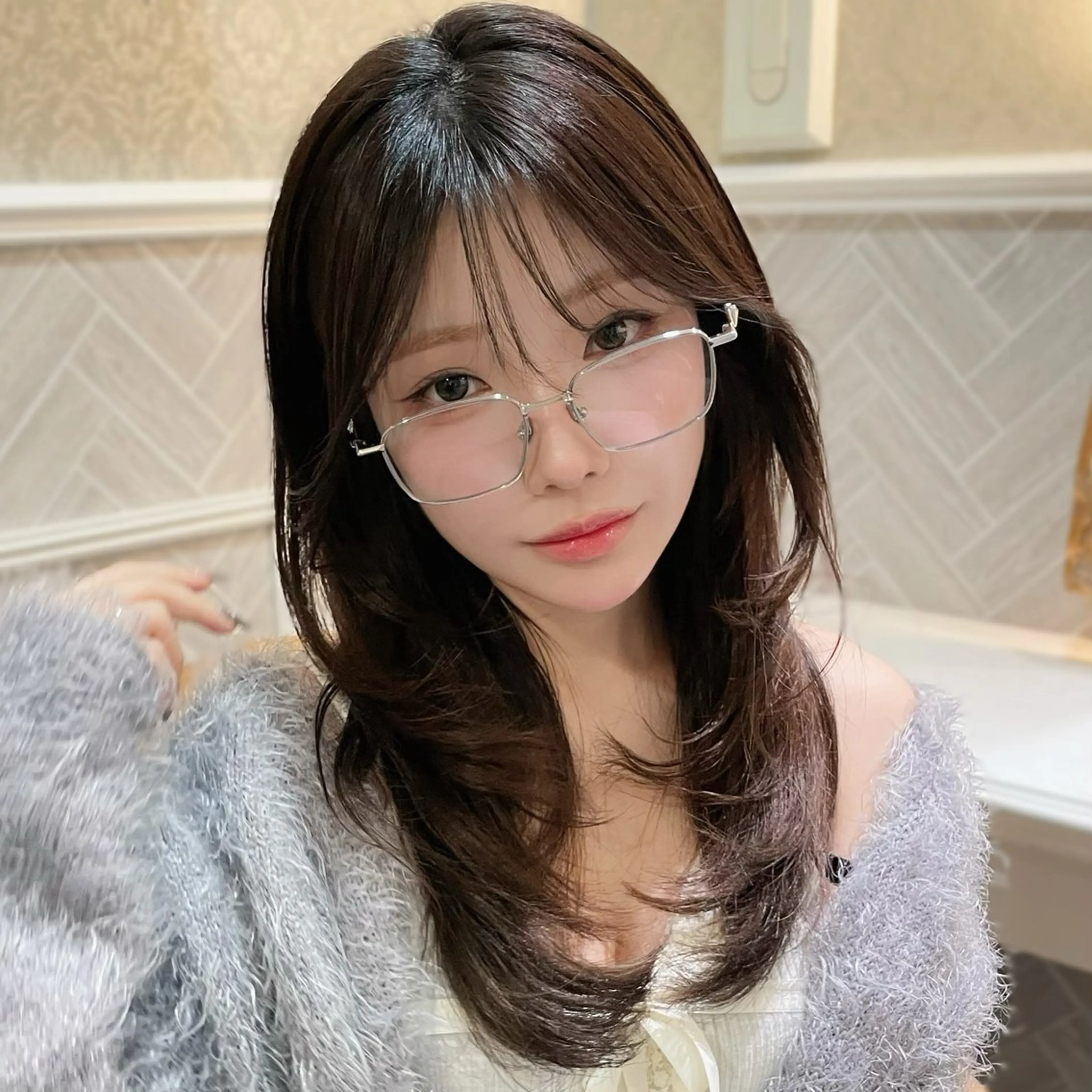 ミディアム 髪質改善 韓国風ヘア レイヤーカット 縮毛矯正 トリートメント カット ヘアカラー 縮毛矯正 トリートメント 美髪縮毛矯正🤍 髪質改善/Shinaのヘアスタイル