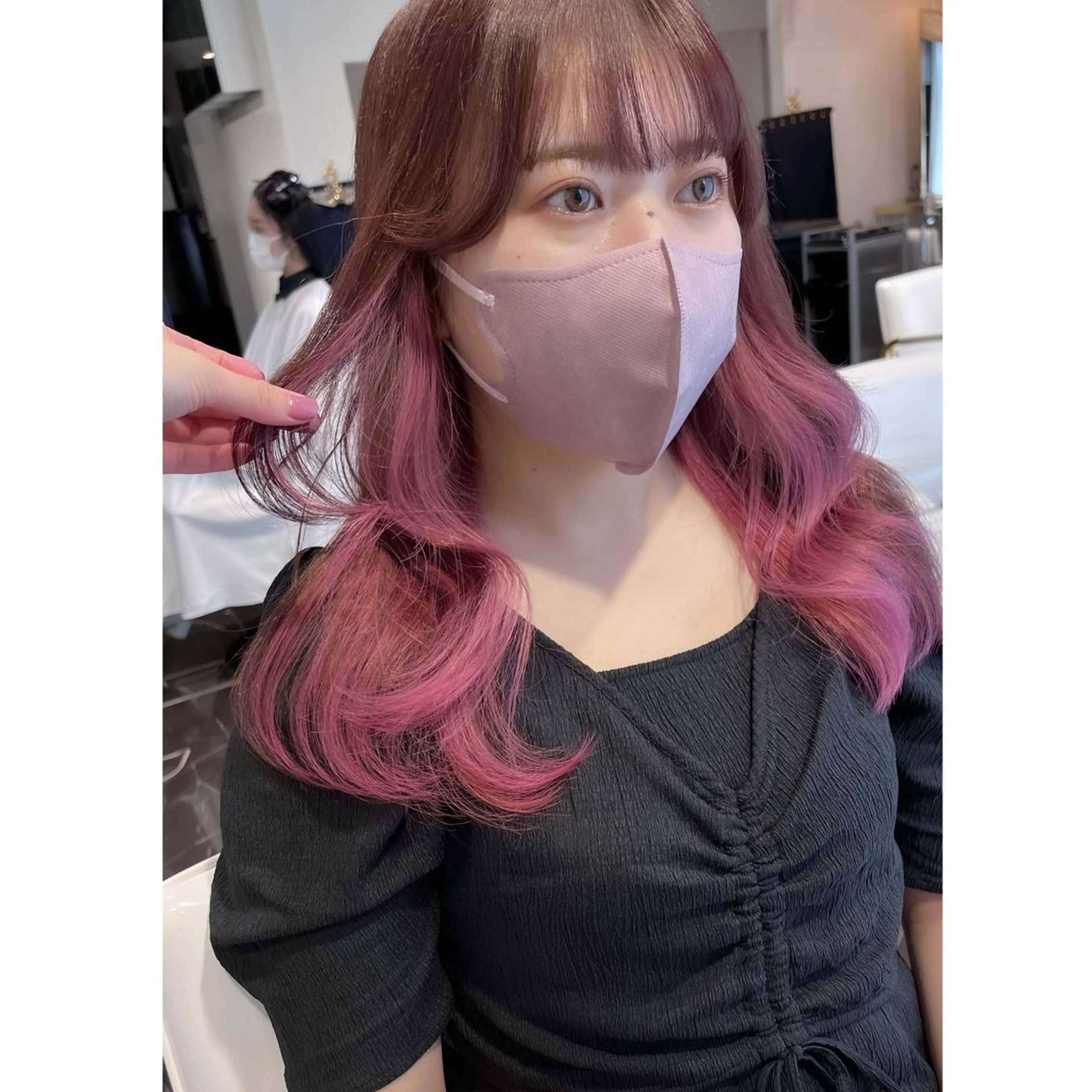 セミロング カラー ブリーチ ヘアカラー LOTTA CUCCI所属・miyu /トレンド カラー×艶髪のヘアスタイル