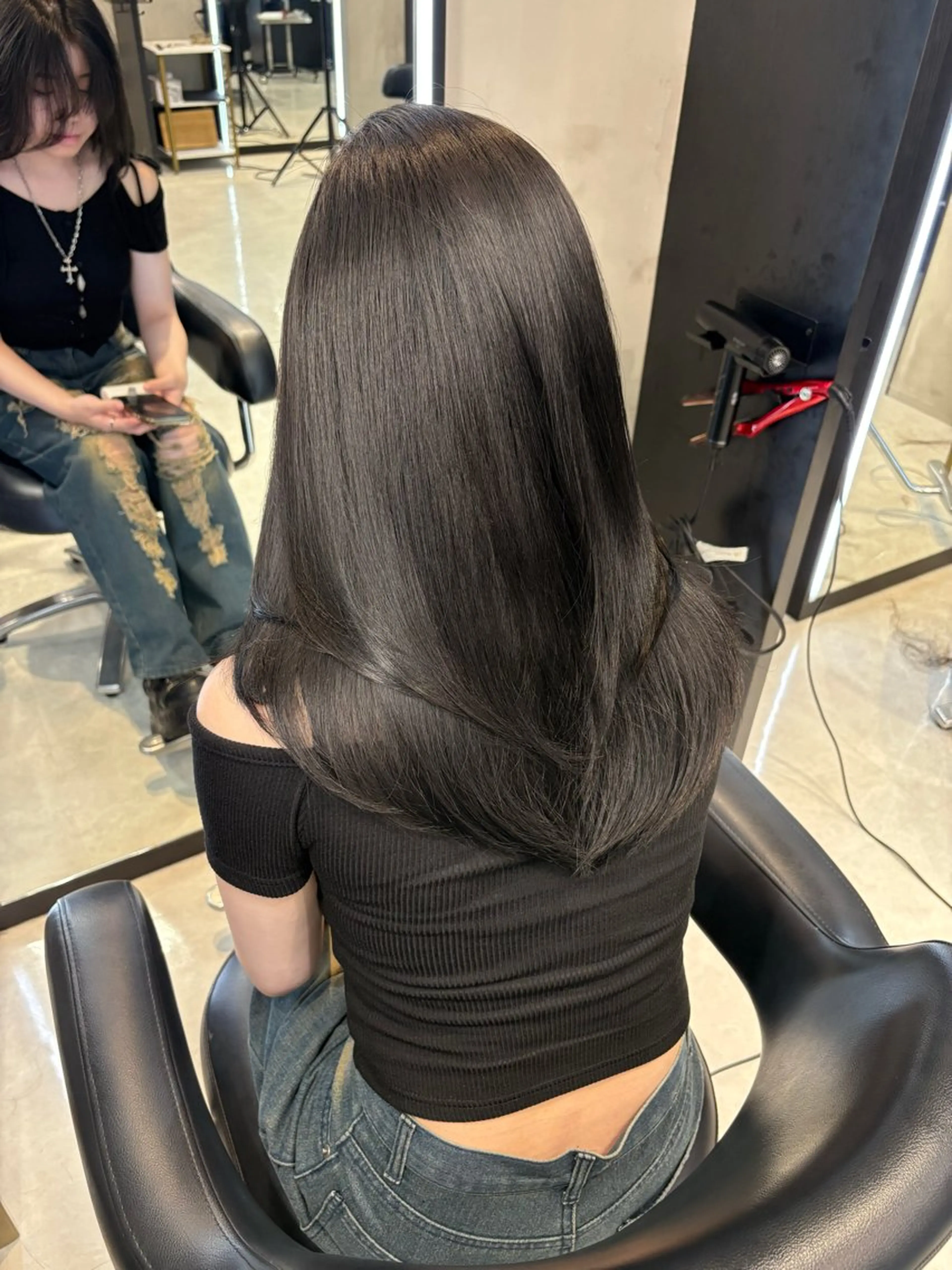 セミロング カラー 韓国×ワンホン 艶カラー/ハヅキ🎀のヘアスタイル