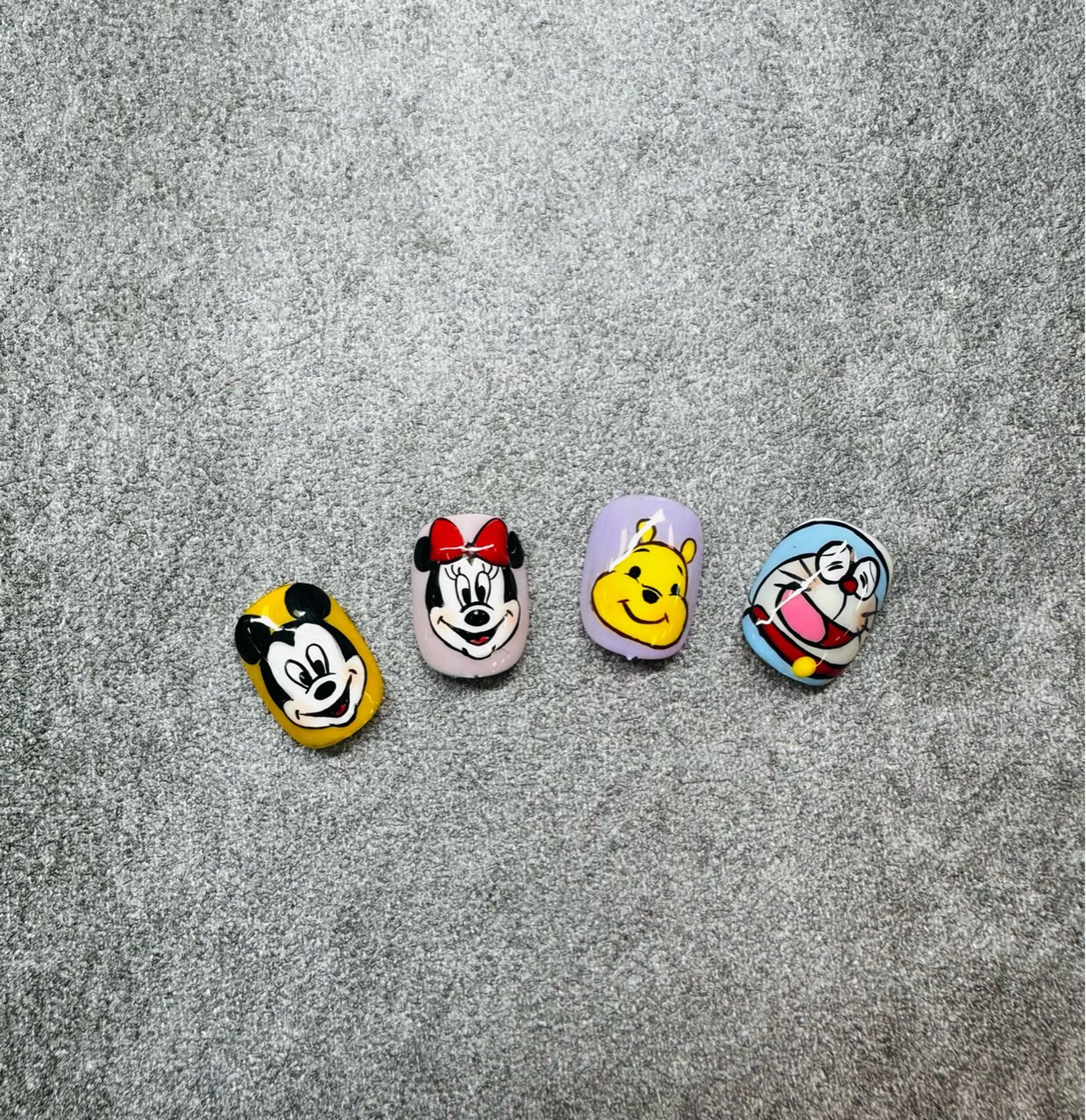 ネイル Mira Nail Studioのネイルデザイン