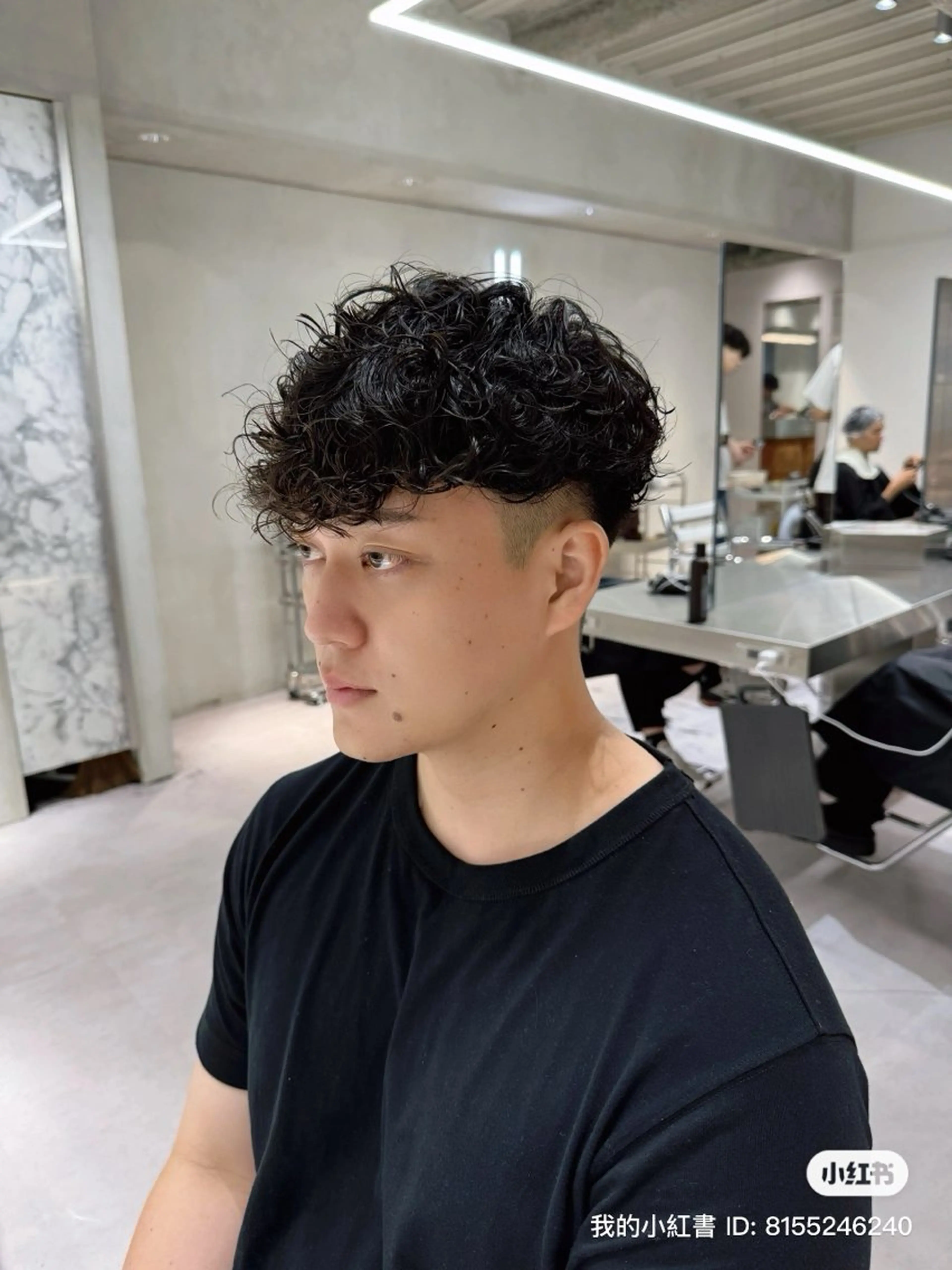 ショート パーマ メンズ 波巻きスパイラルパー マ/シャドウパーマ駿のヘアスタイル