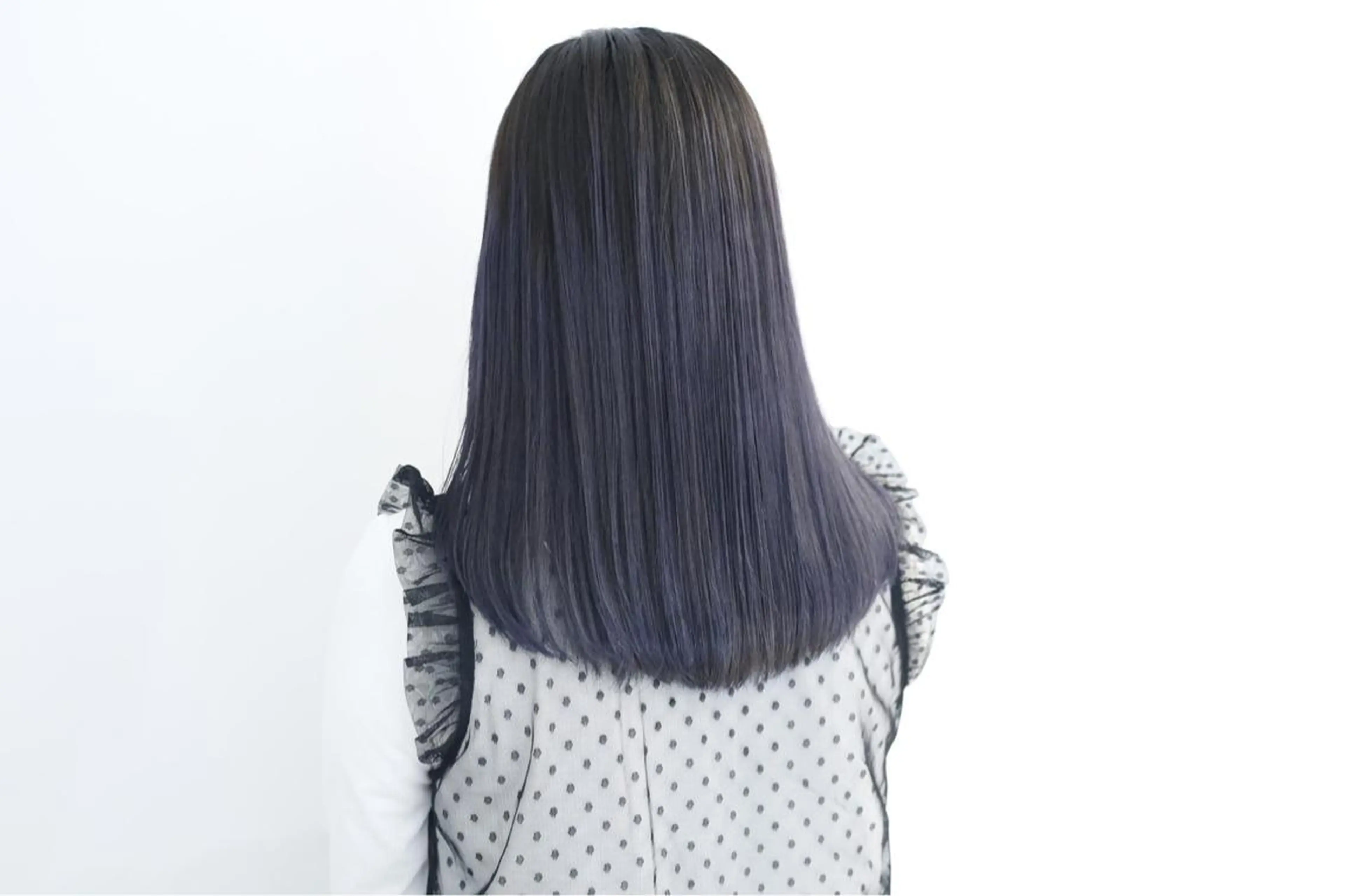 セミロング カラー 鈴木 美紅のヘアスタイル