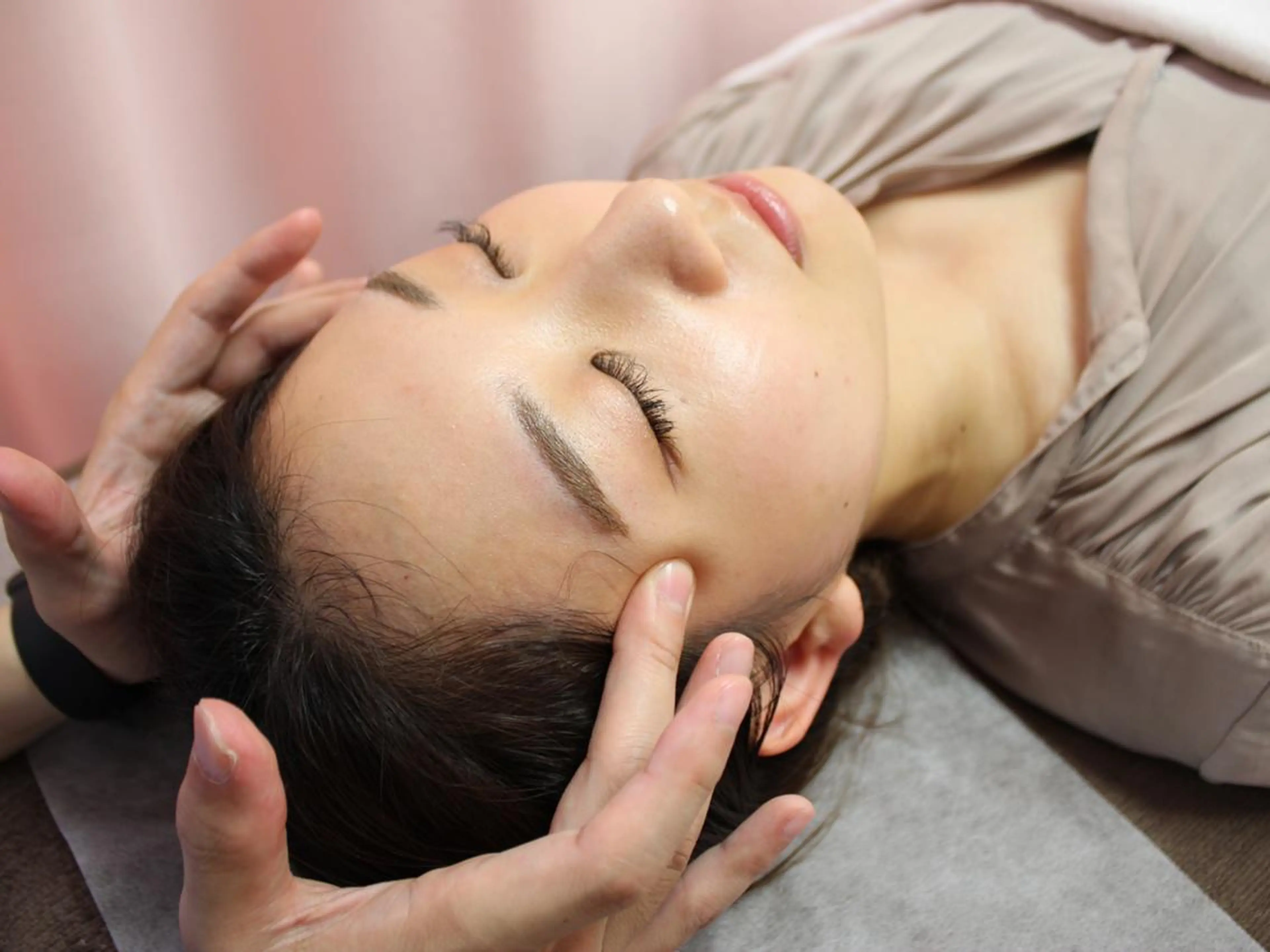 同心整骨院 美容鍼・整体・小顔のエステ・リラクイメージ