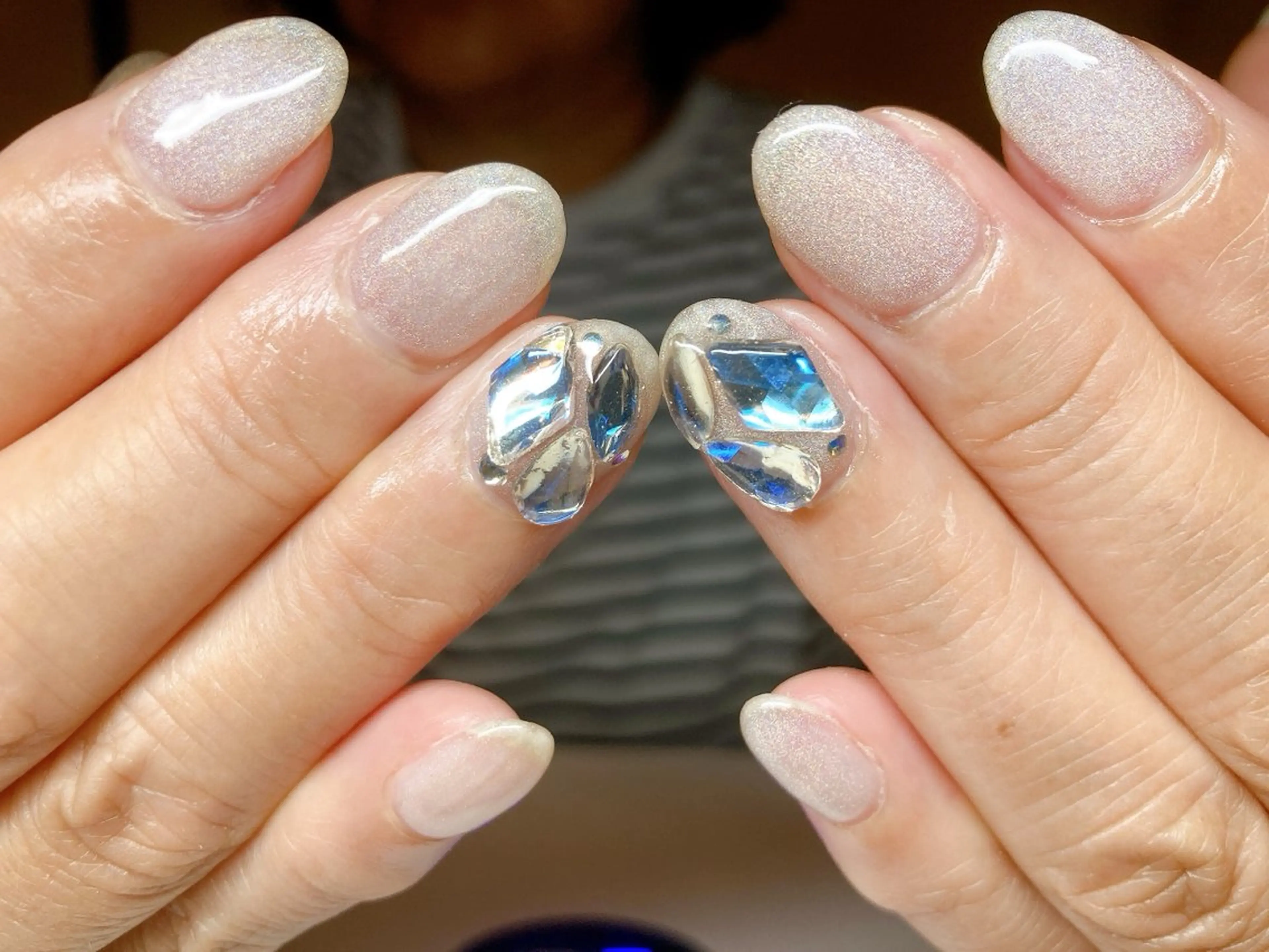 ネイル 寺山 千鶴のネイルデザイン