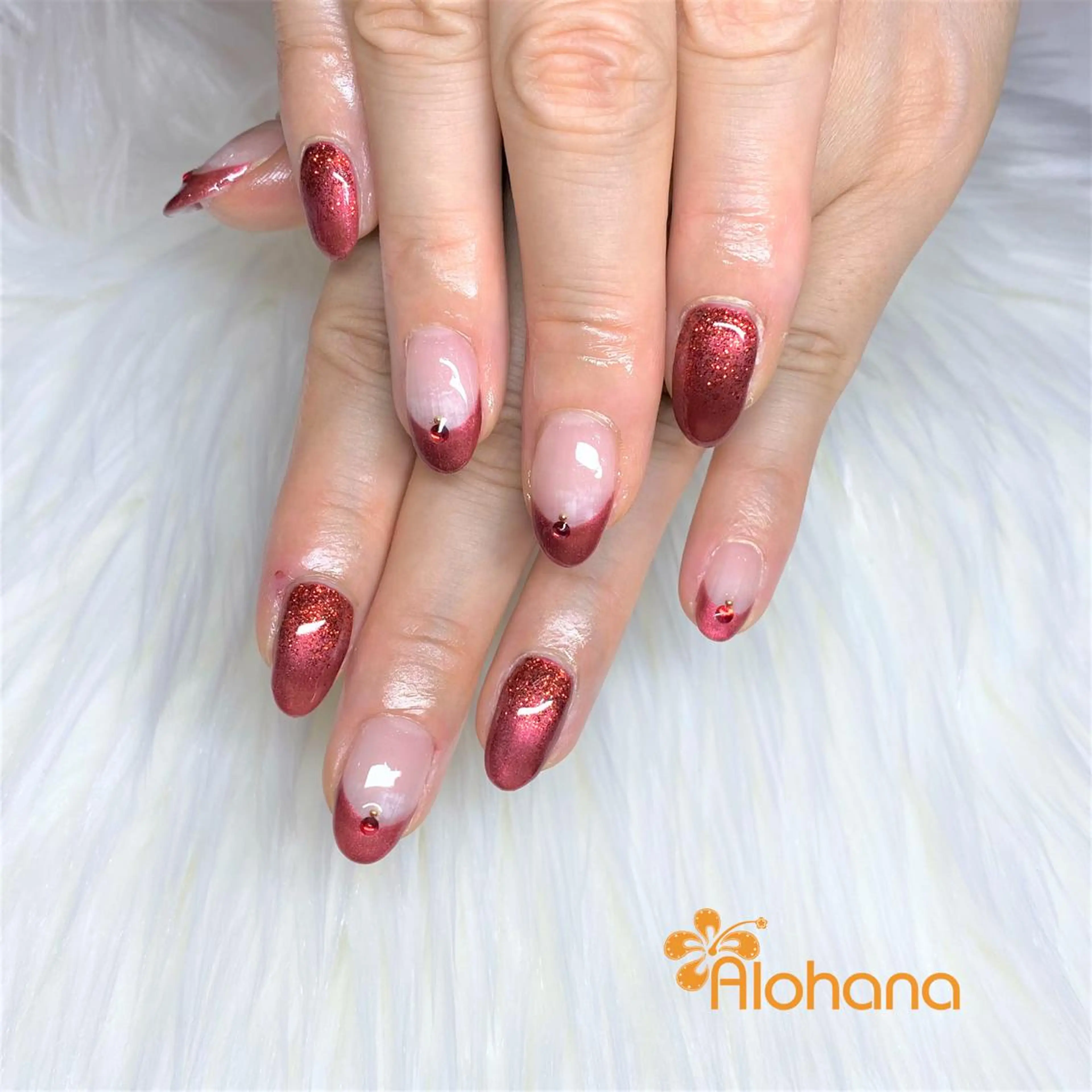 ネイル 赤色 ハンドネイル Alohana Minaのネイルデザイン