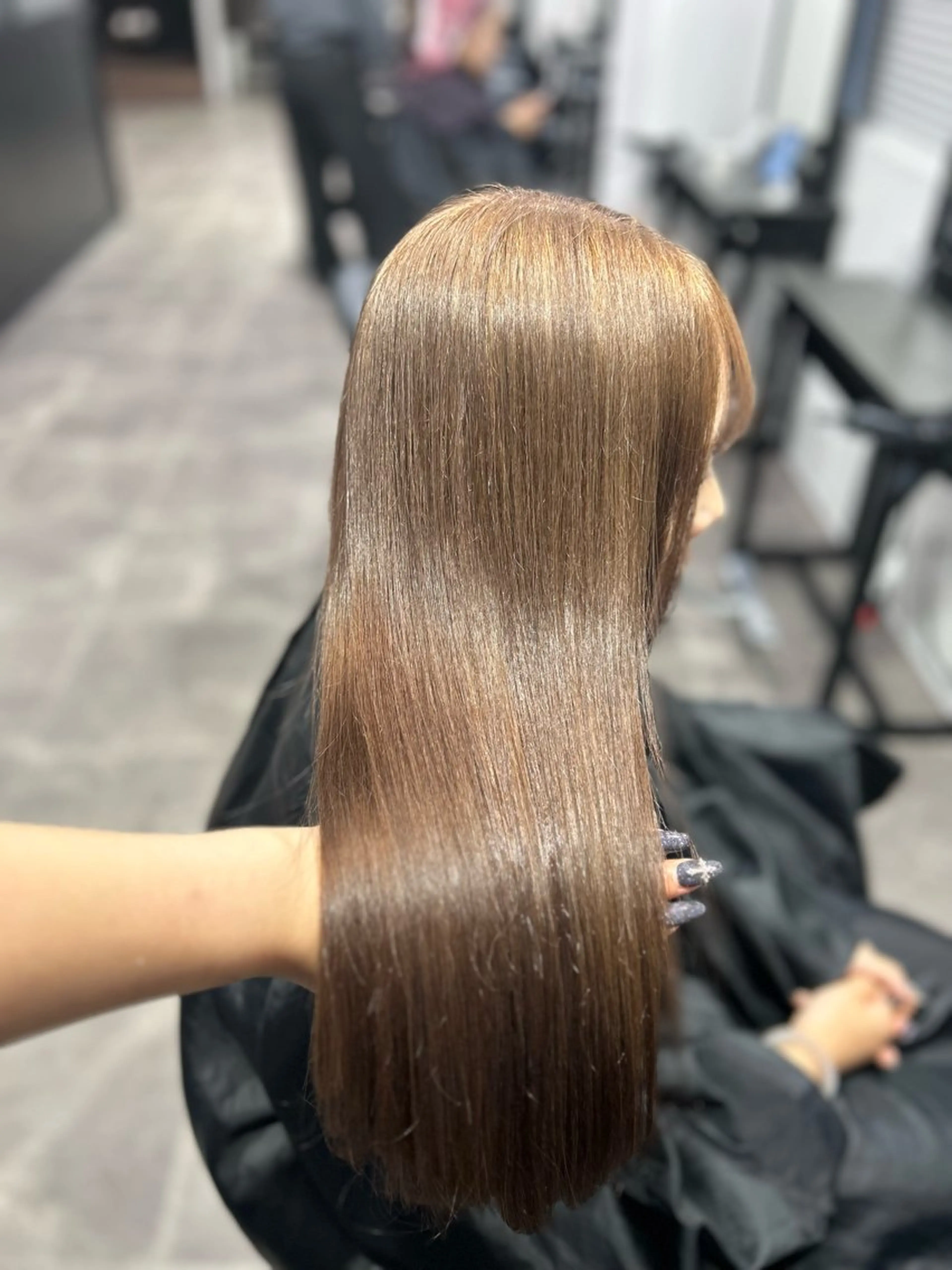 セミロング カラー ヘアアレンジ ベージュカラー カット ヘアカラー トリートメント ヘアセット 💎韓国/ レイヤー カット/ 暖色🫧のヘアスタイル