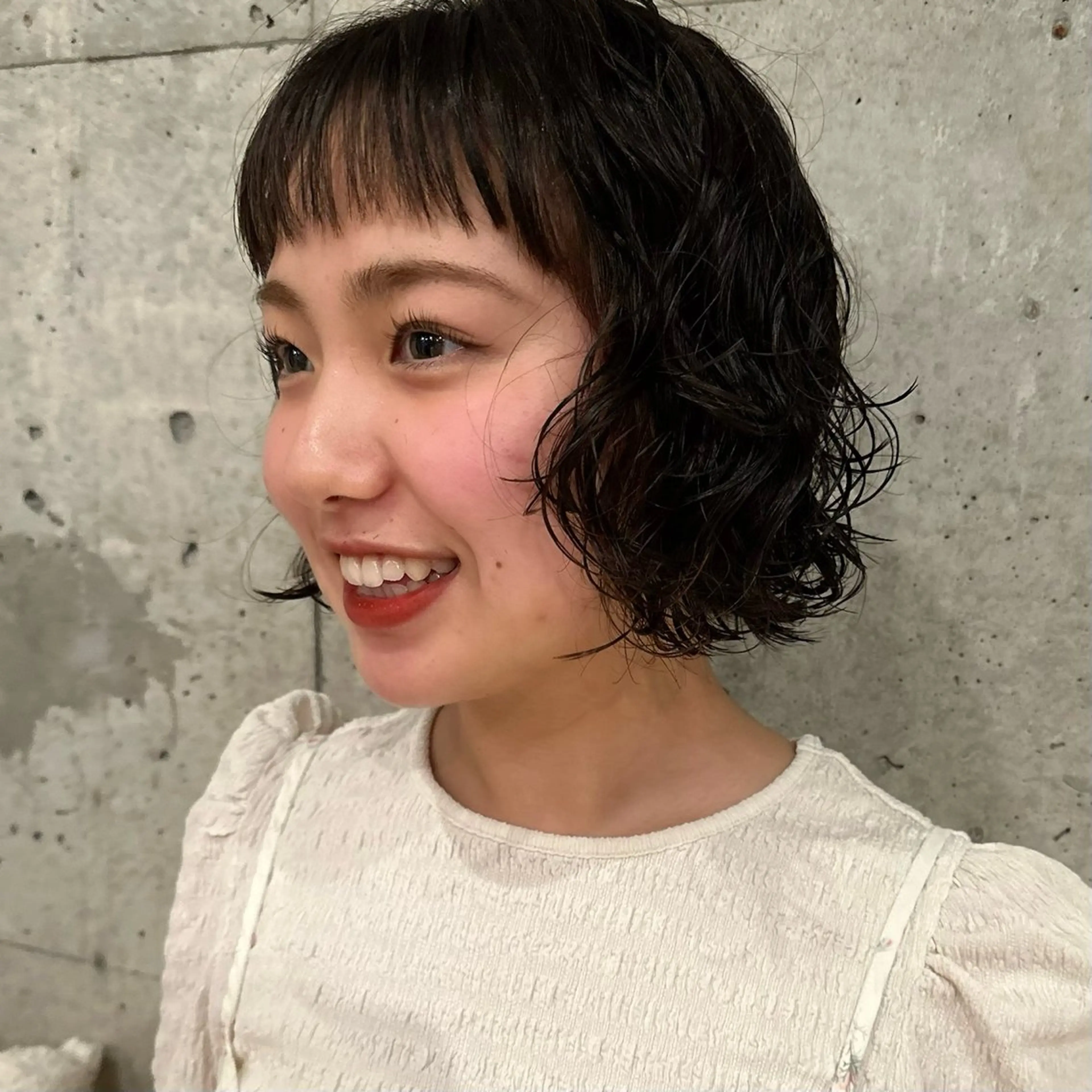 ショート パーマ ボブ ボブ/レイヤー/ニュ アンスパーマ/小夏のヘアスタイル