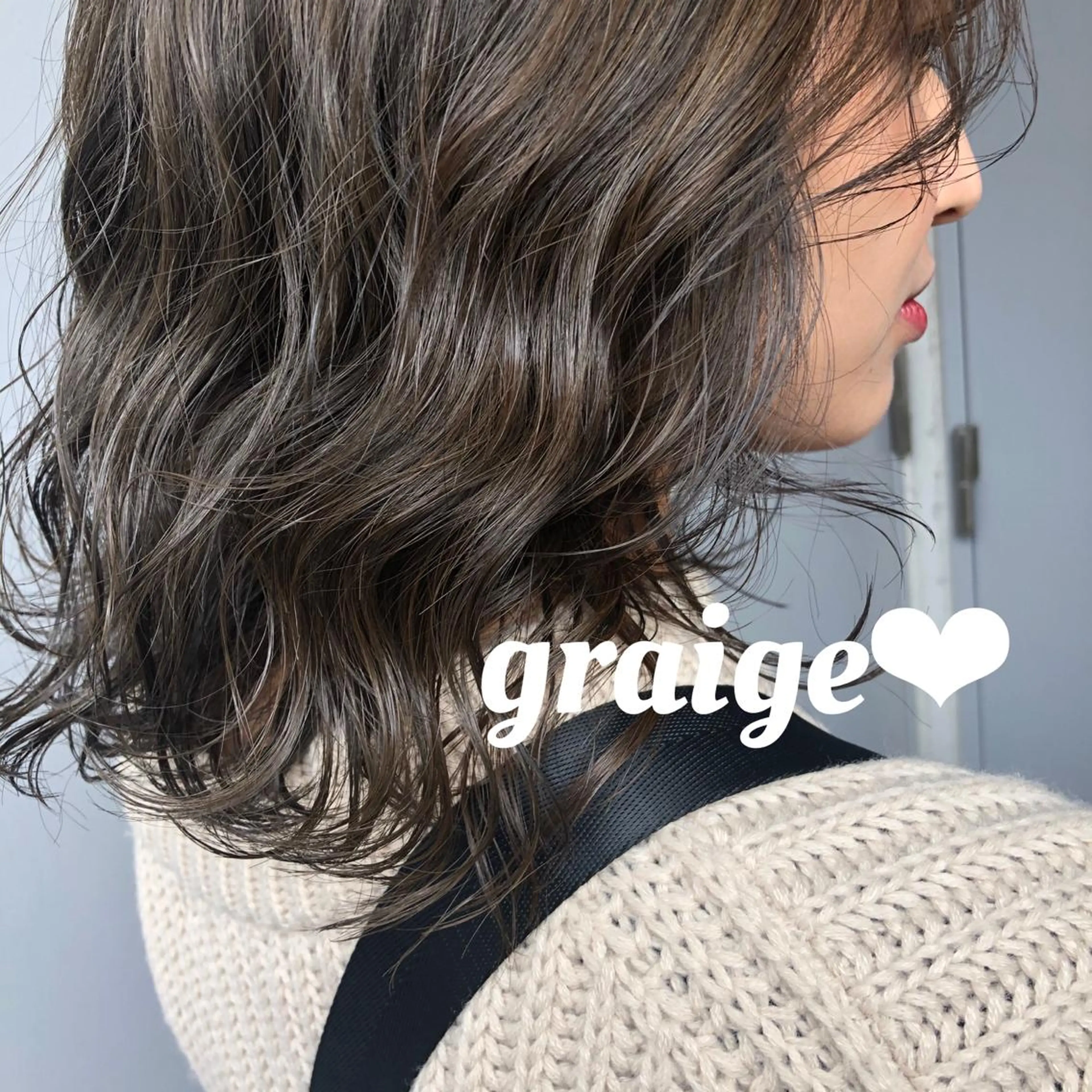 ミディアム カラー Qin shaire salon 原宿店所属・レイヤーカット 韓国ヘアayameのヘアスタイル