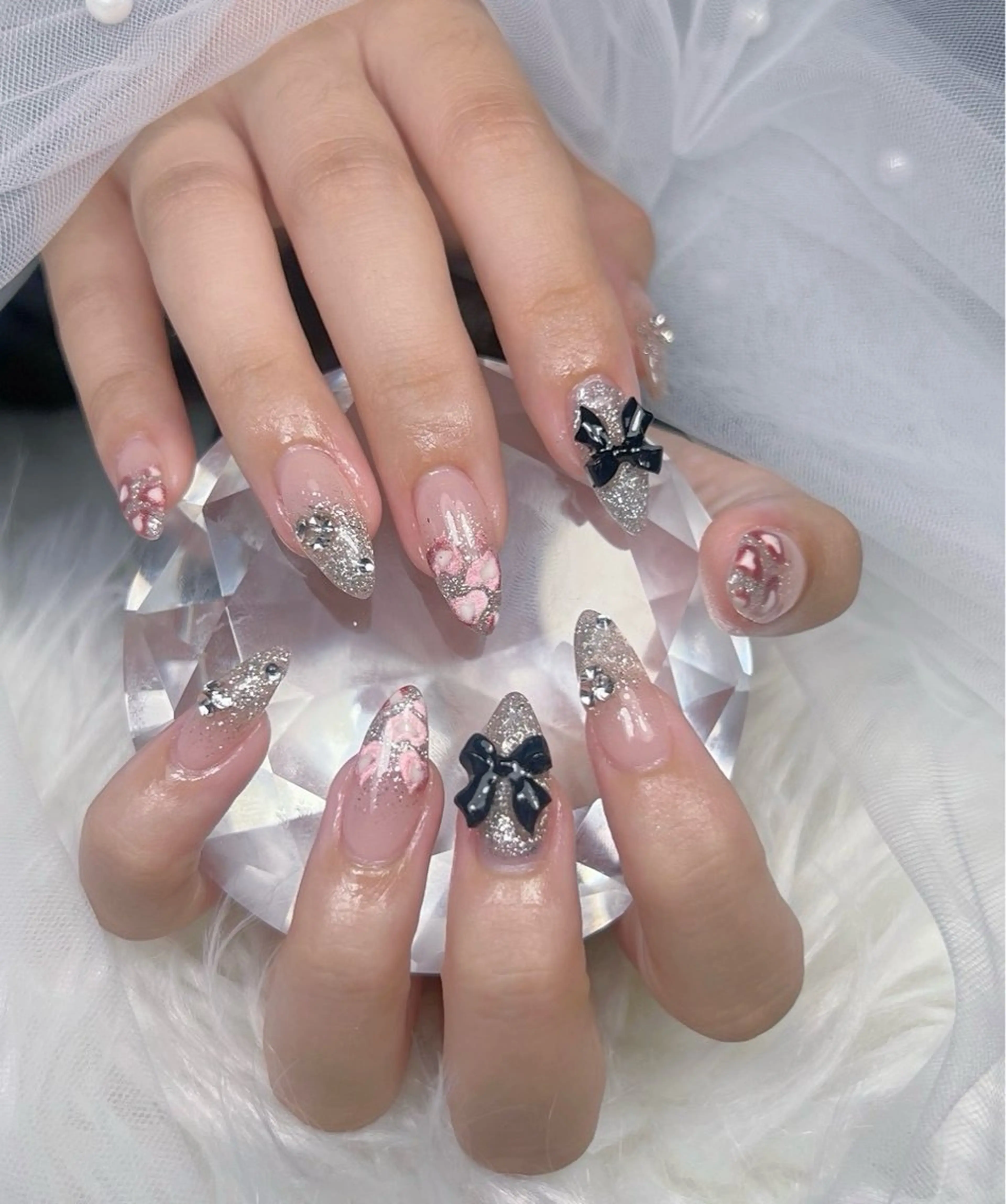 ネイル アートネイル オーロラネイル チークネイル 長さ出し フットネイル Miya _nailのネイルデザイン