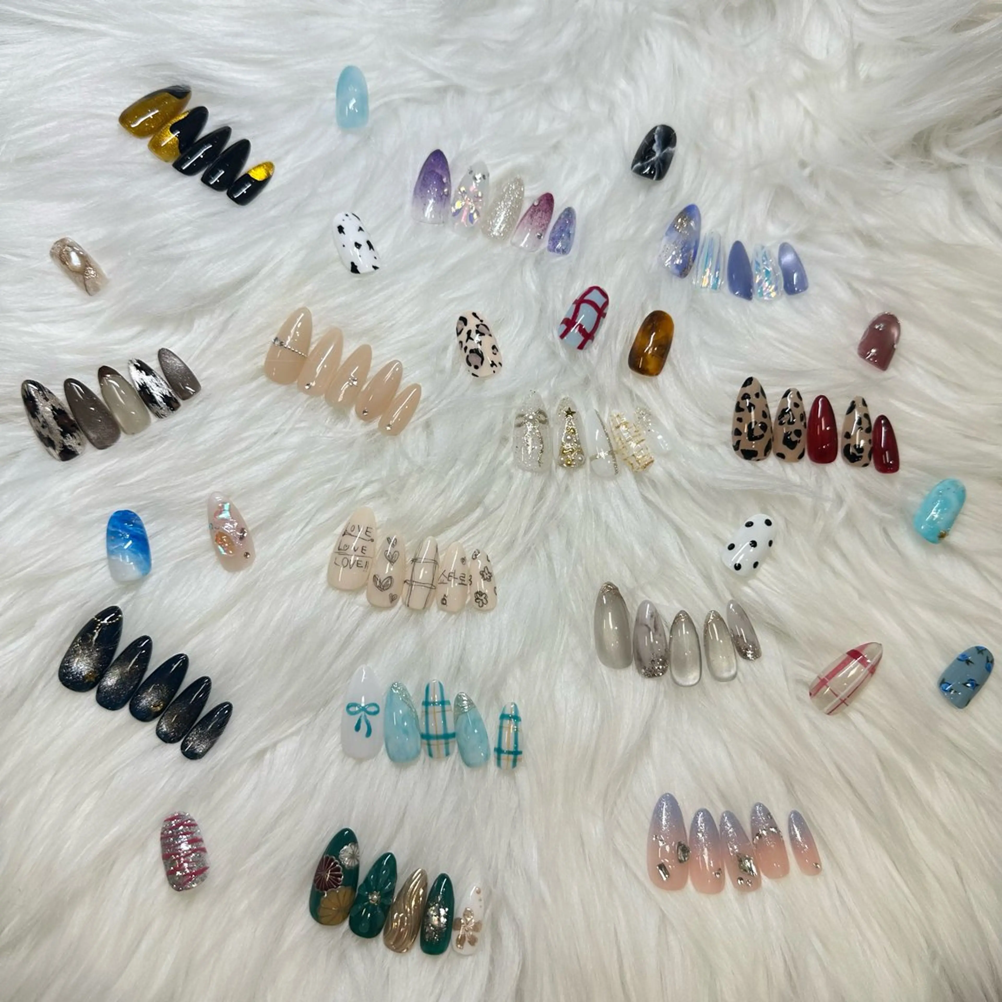 ネイル アートネイル Charme by figaro Rioのネイルデザイン