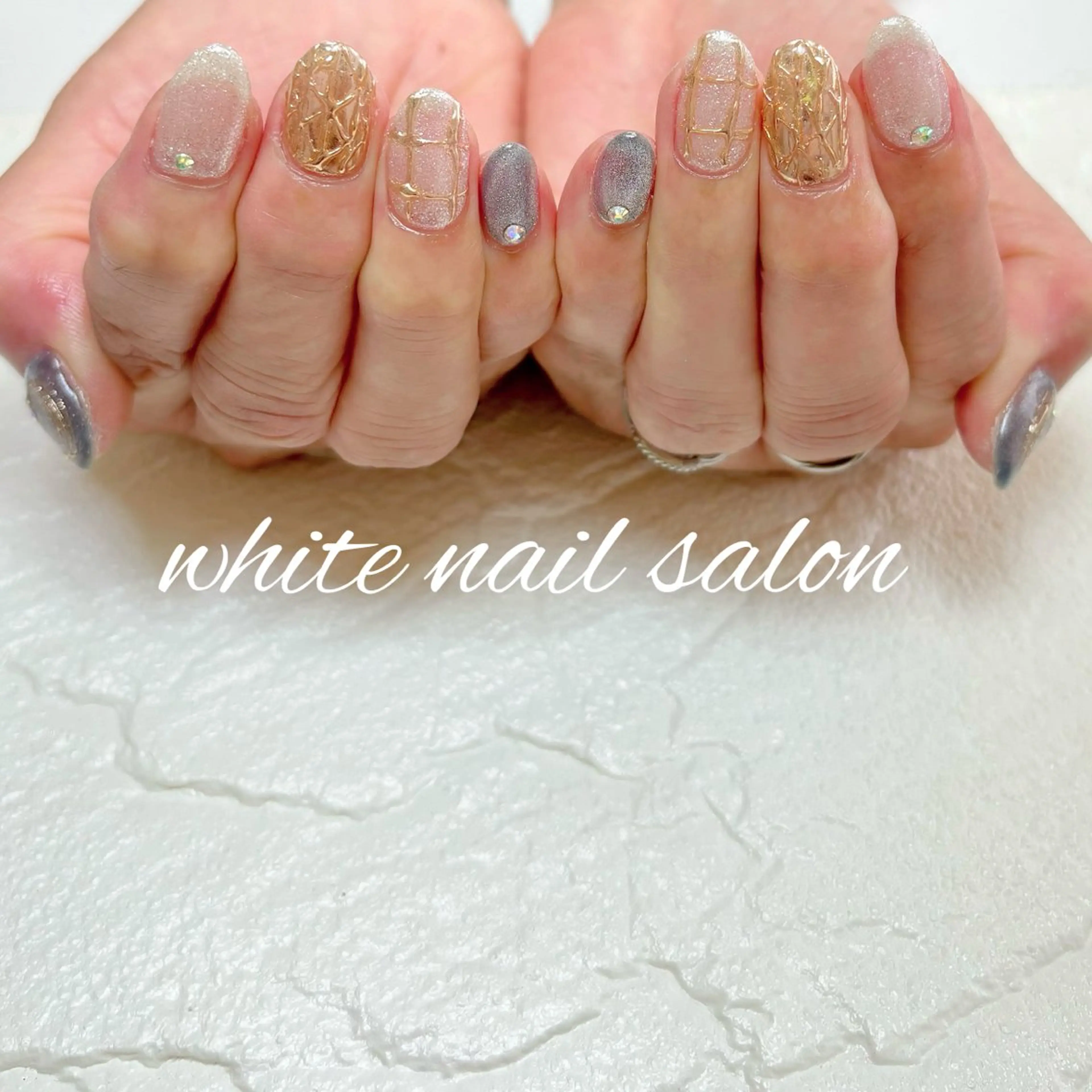 ネイル ホワイト ハンドネイル white nail salonのネイルデザイン