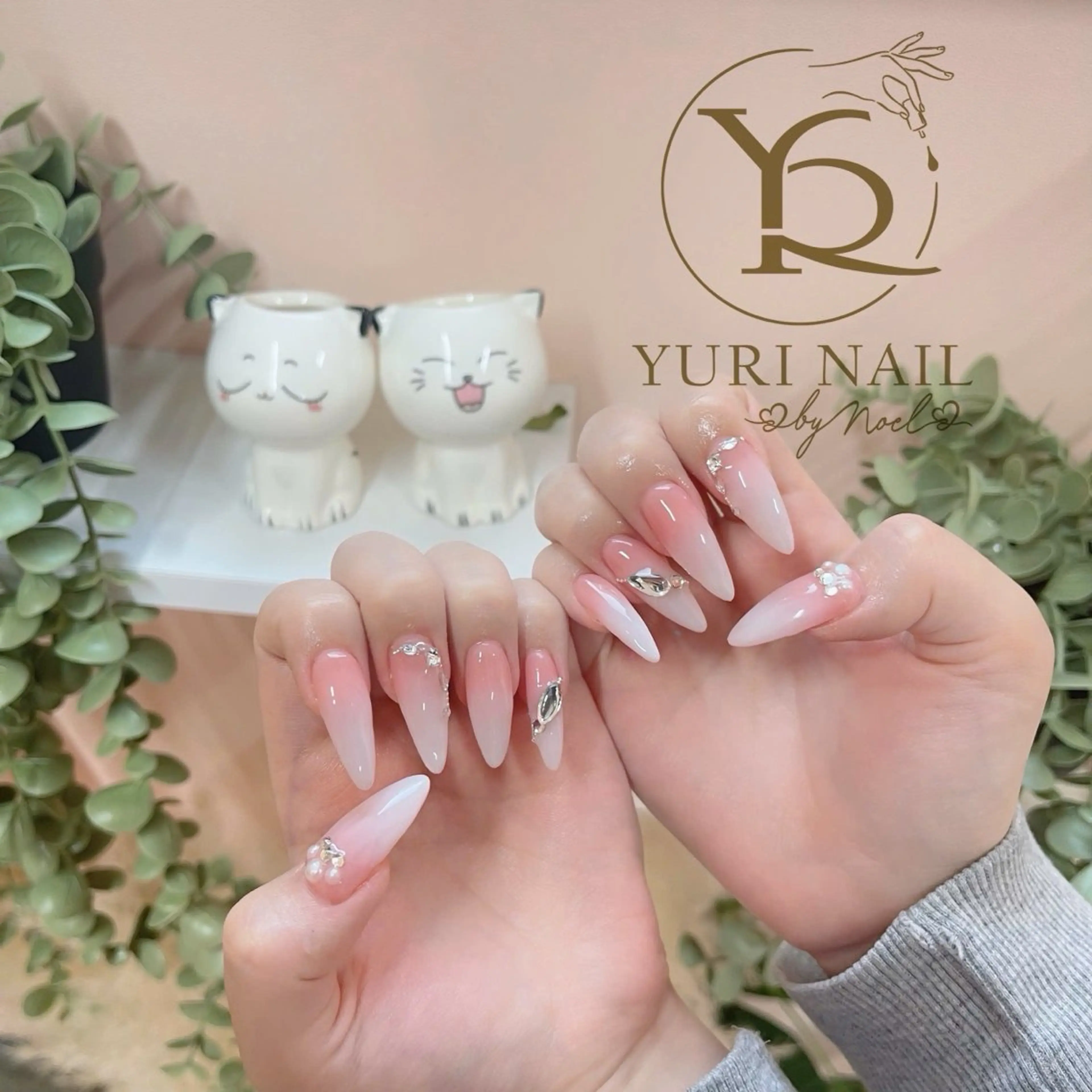 ネイル ハンドネイル フットネイル ハンドケア YURI Nail Narita所属・YURI Nail NARITAのネイルデザイン