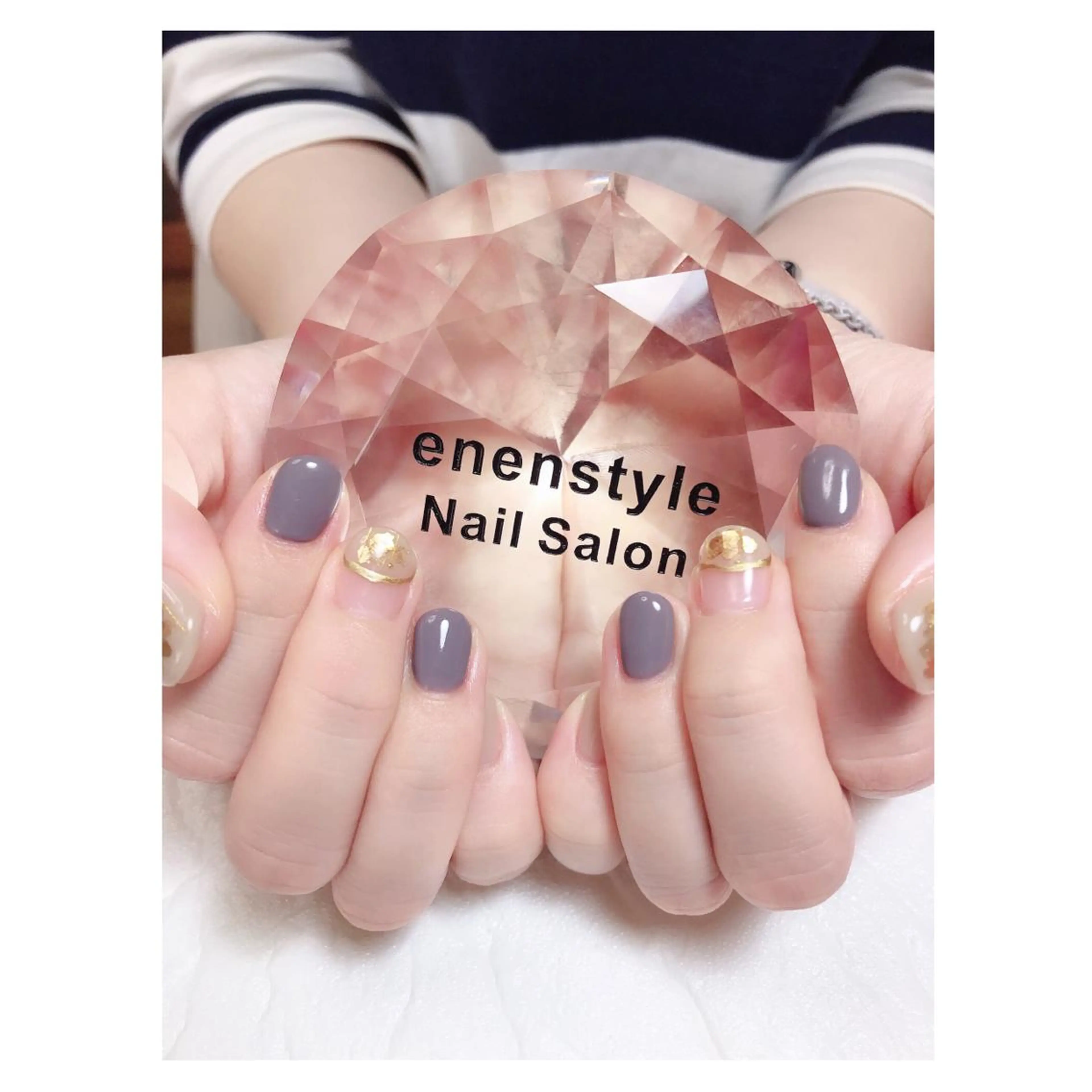 ショート ネイル ジェルネイル ニュアンスネイル オフィスネイル シンプルネイル ハンドネイル 👑enen style👑のネイルデザイン