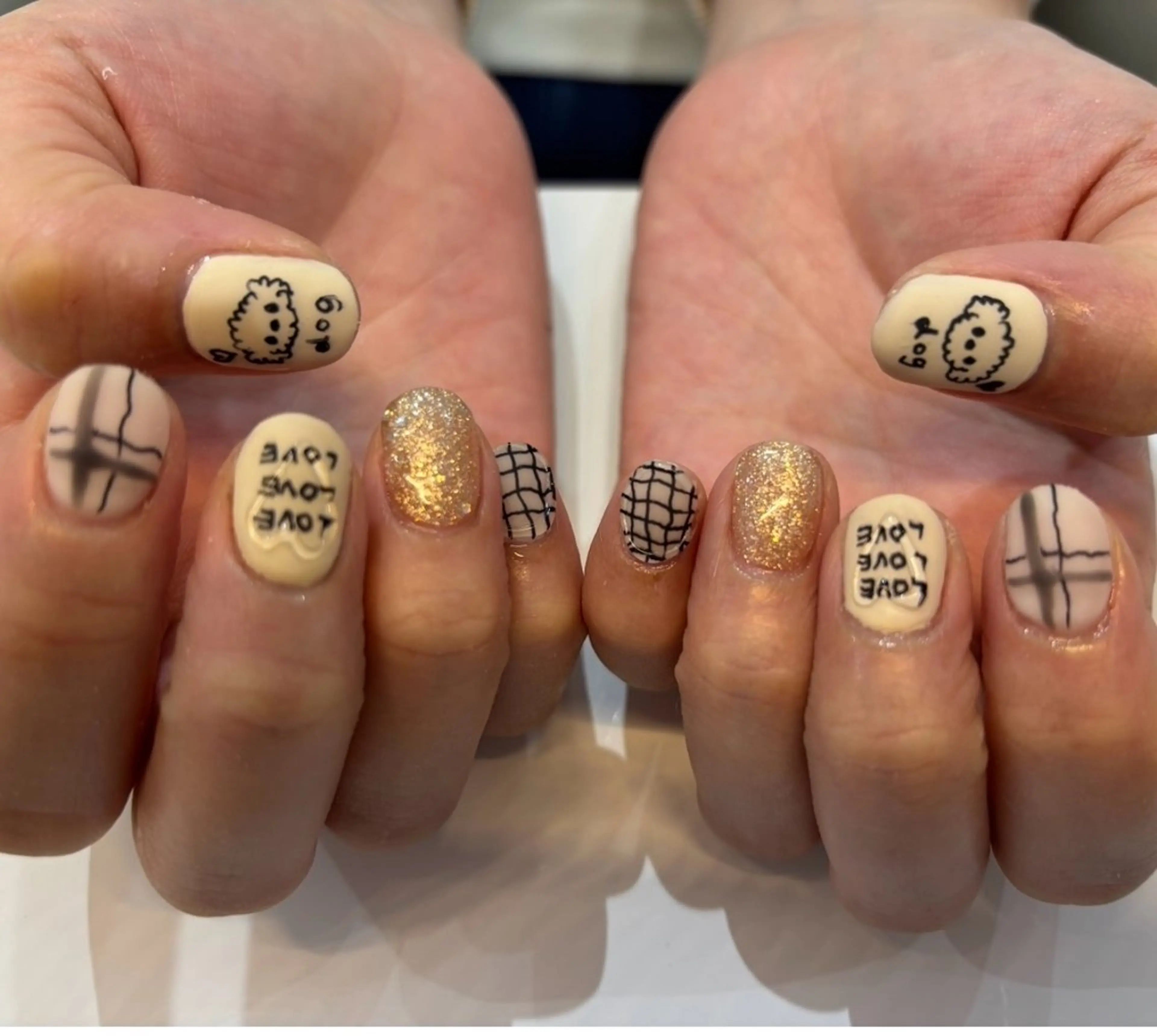 ネイル ハンドネイル Lani🌈 MIIのネイルデザイン