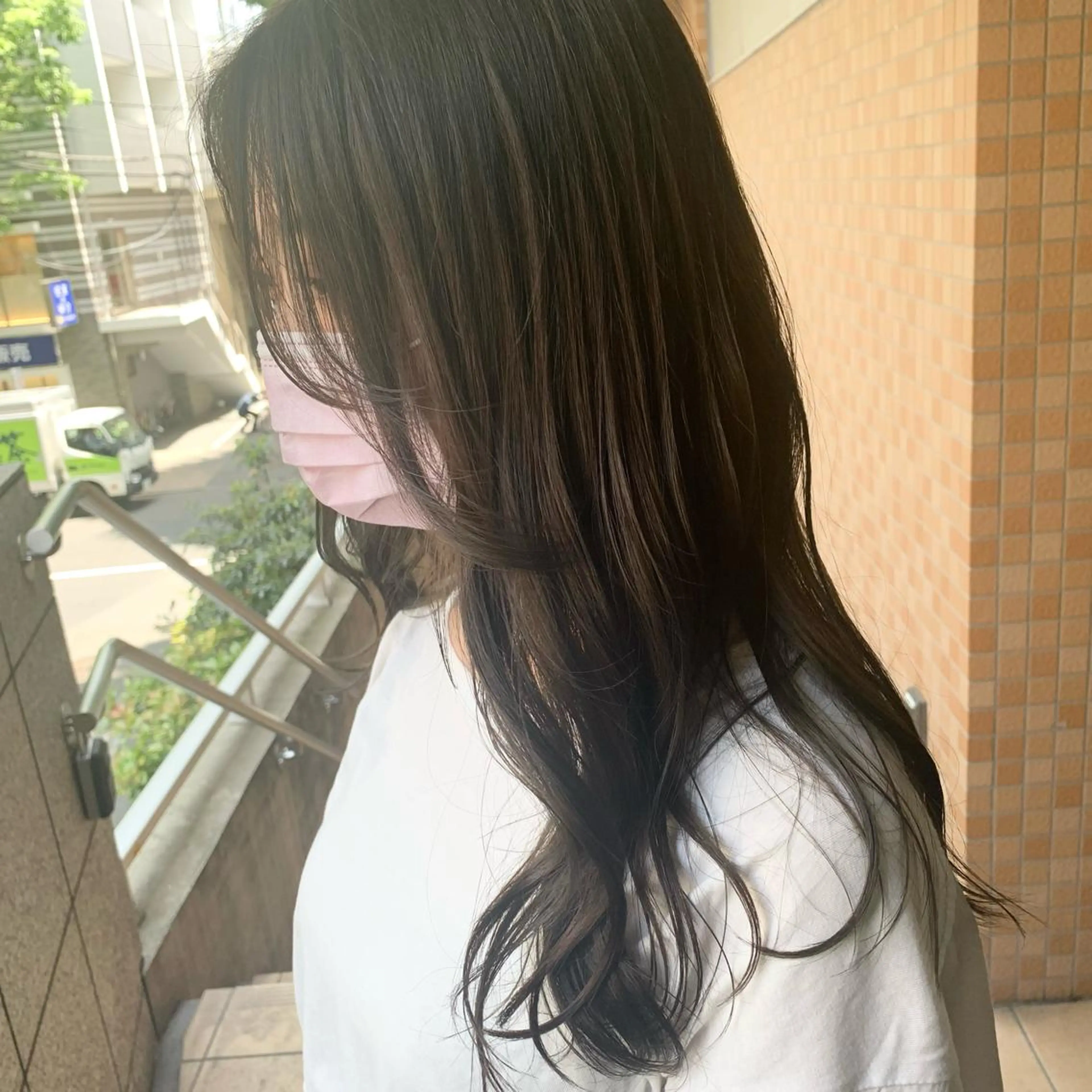 ミディアム 井上 涼花のヘアスタイル