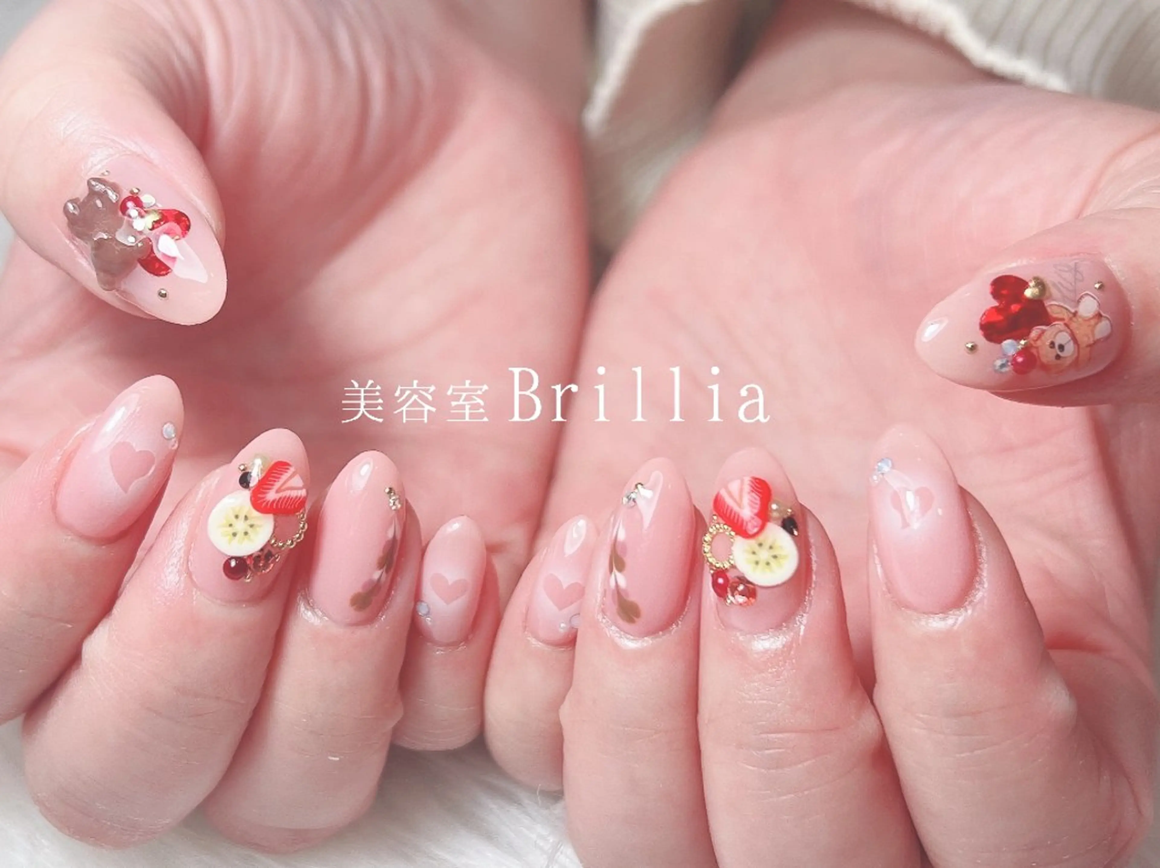 ネイル ハンドネイル 柴田 彩のネイルデザイン