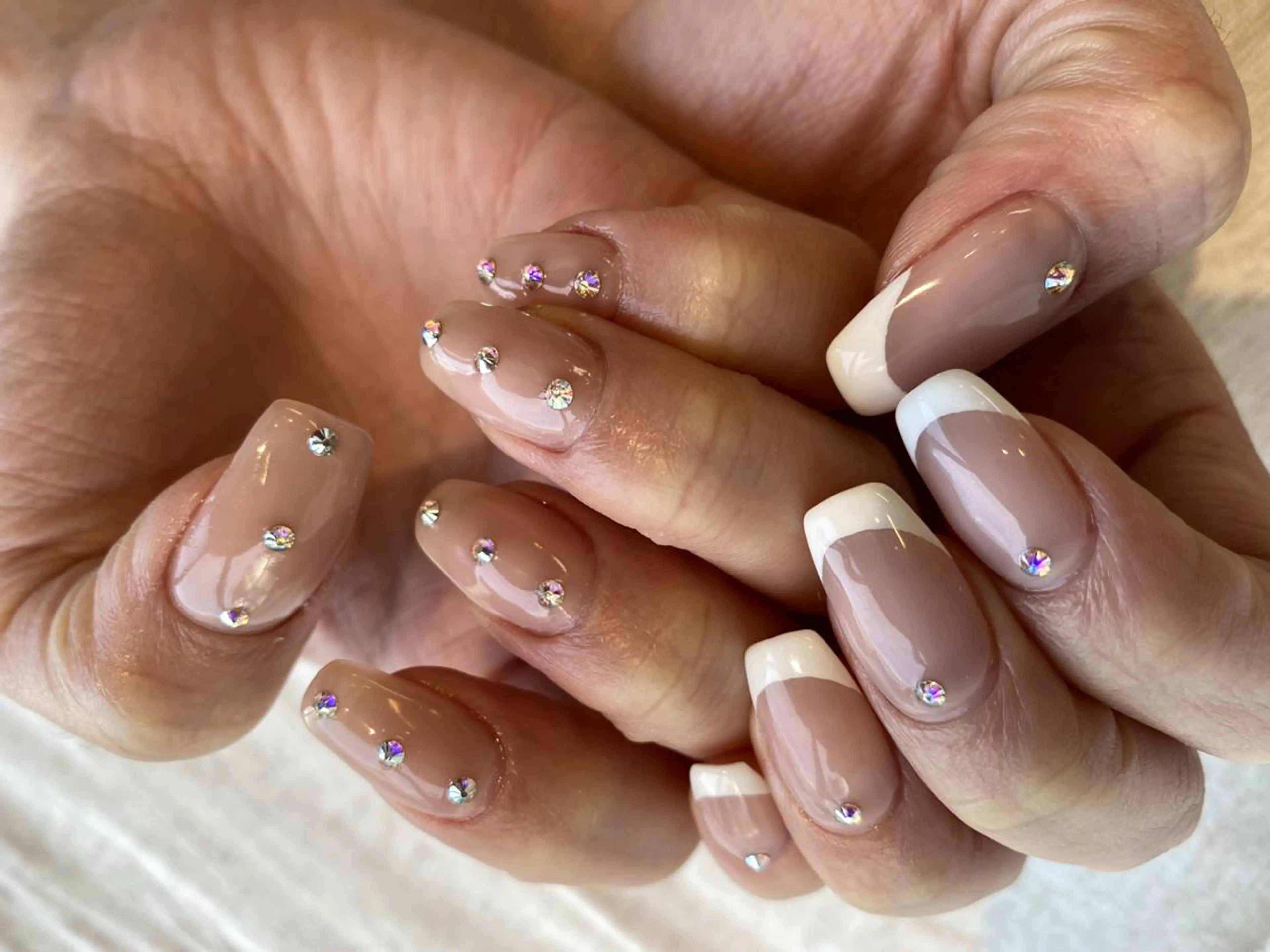 ネイル 【尾下】 ロイヤル•セラピストのネイルデザイン