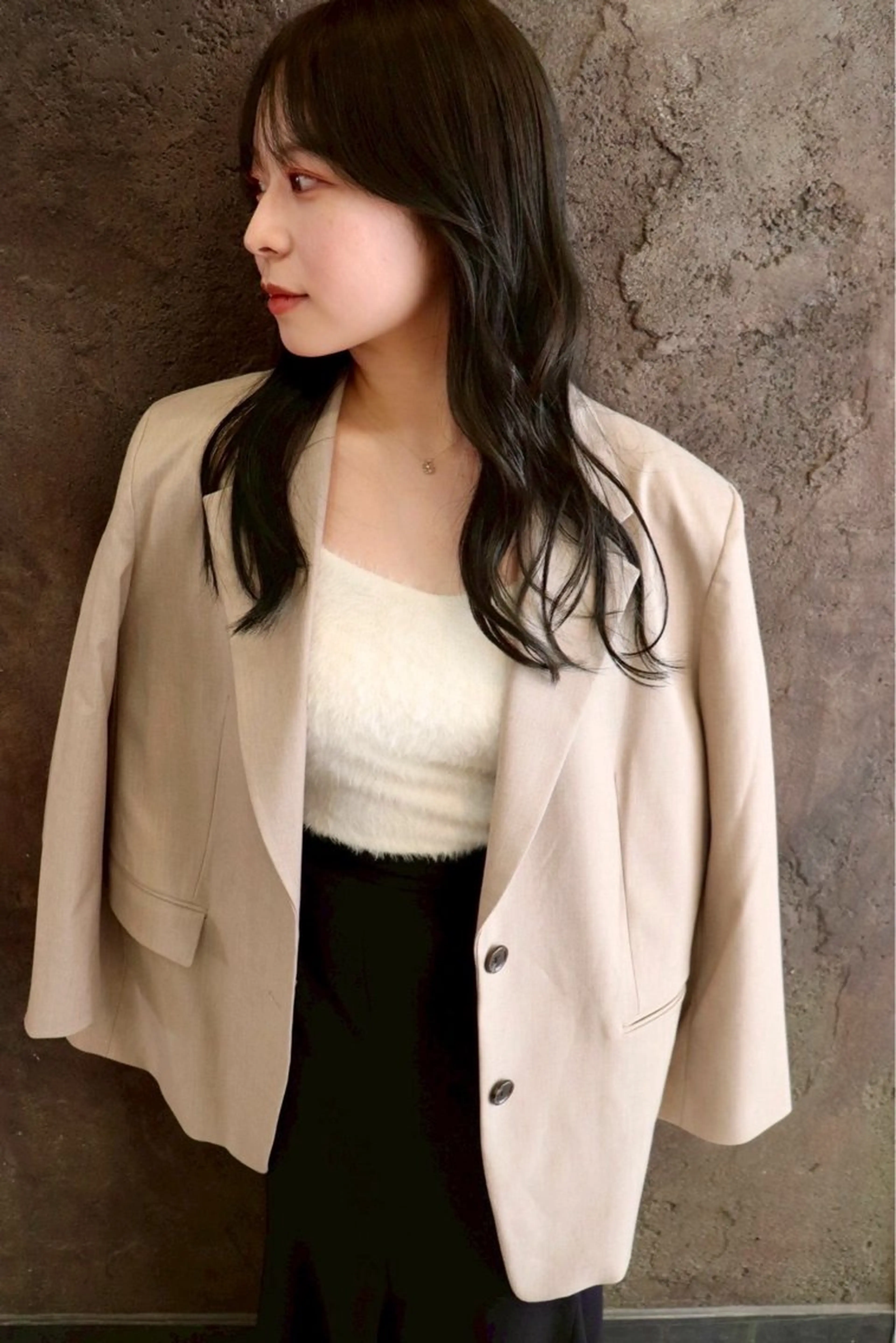 ロング 島原 愛のヘアスタイル