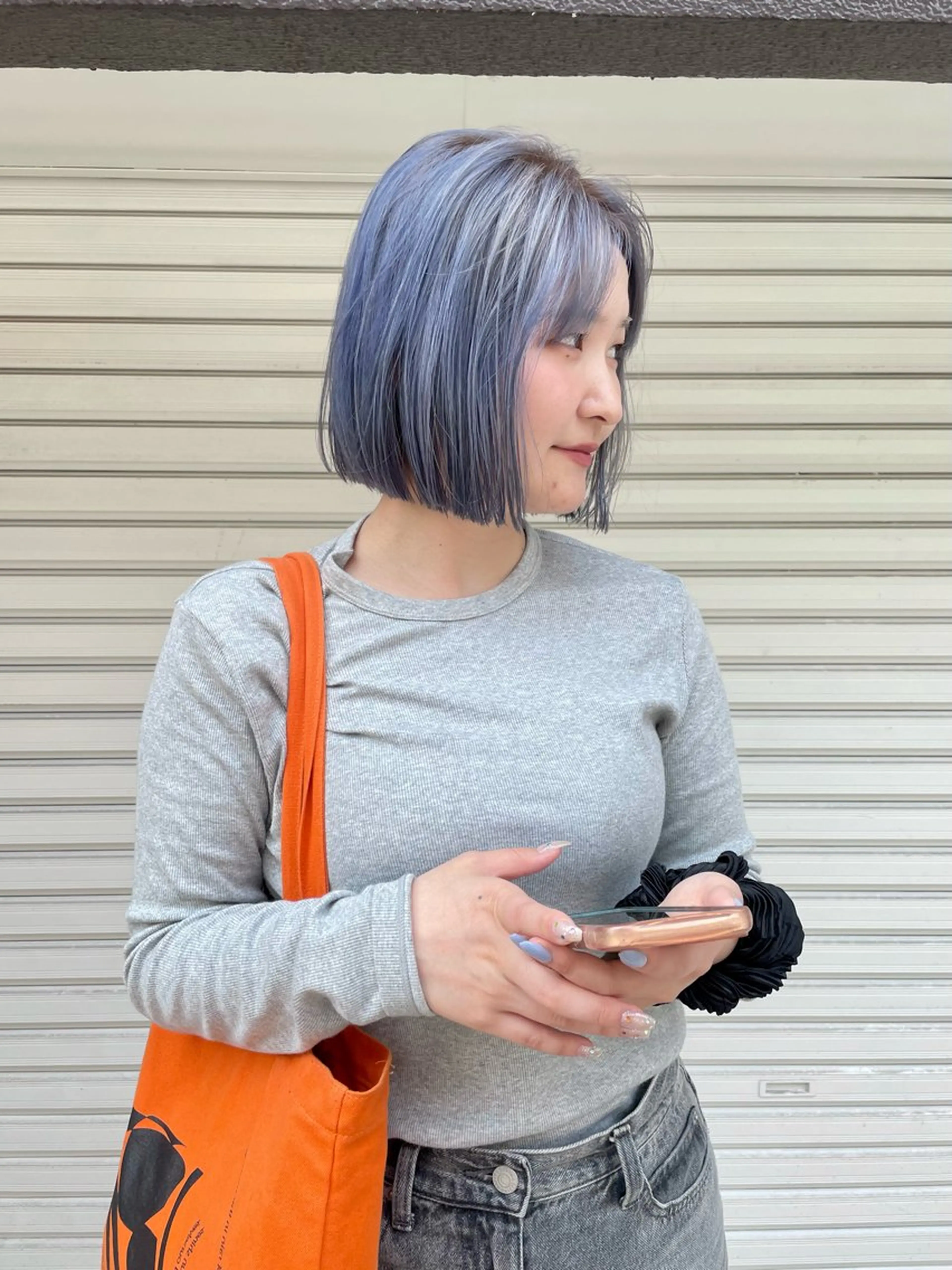ミディアム カラー オカモト ミユウのヘアスタイル