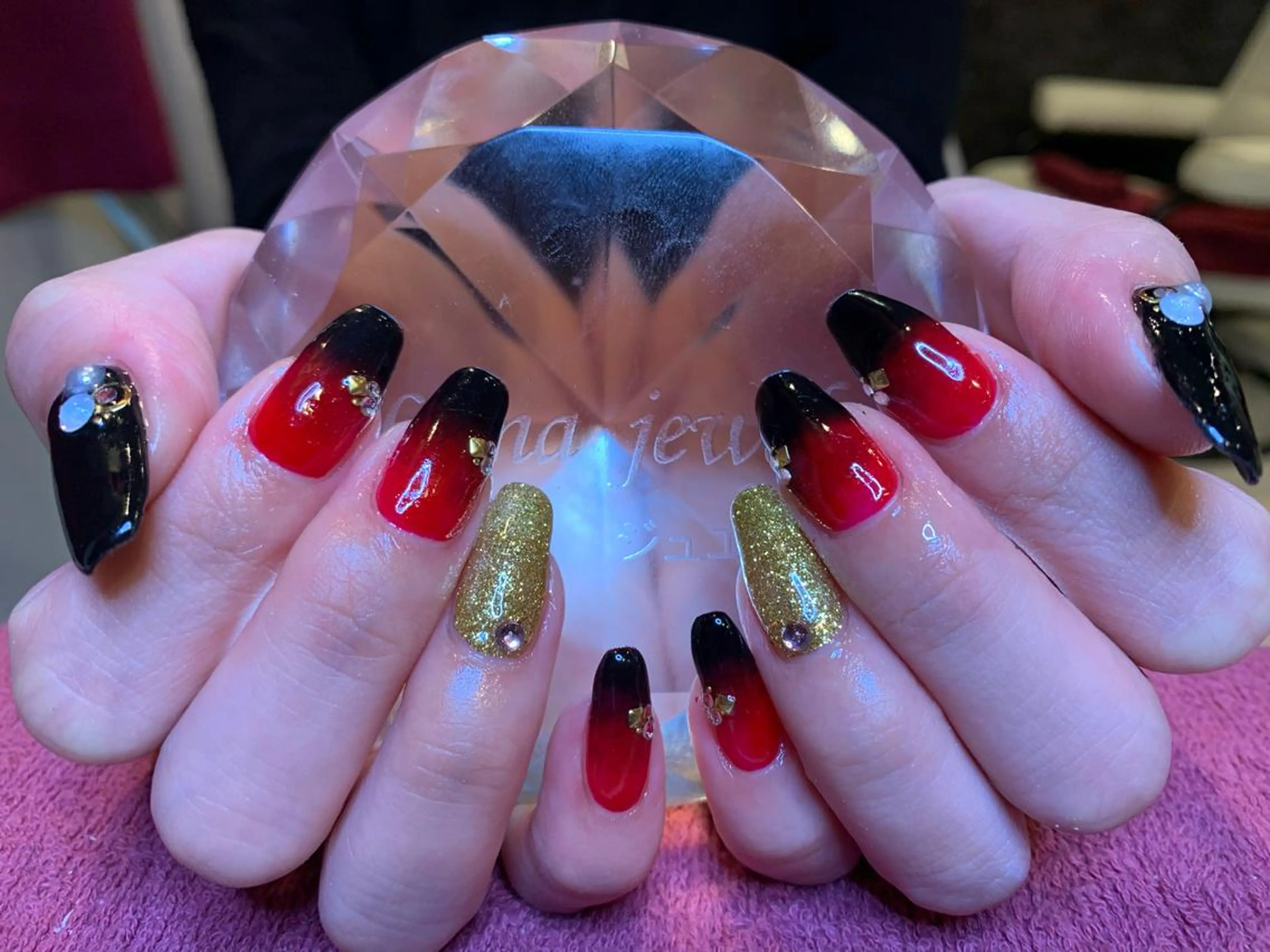 ネイル 持ち込み ハンドネイル フットネイル Adite nailのネイルデザイン