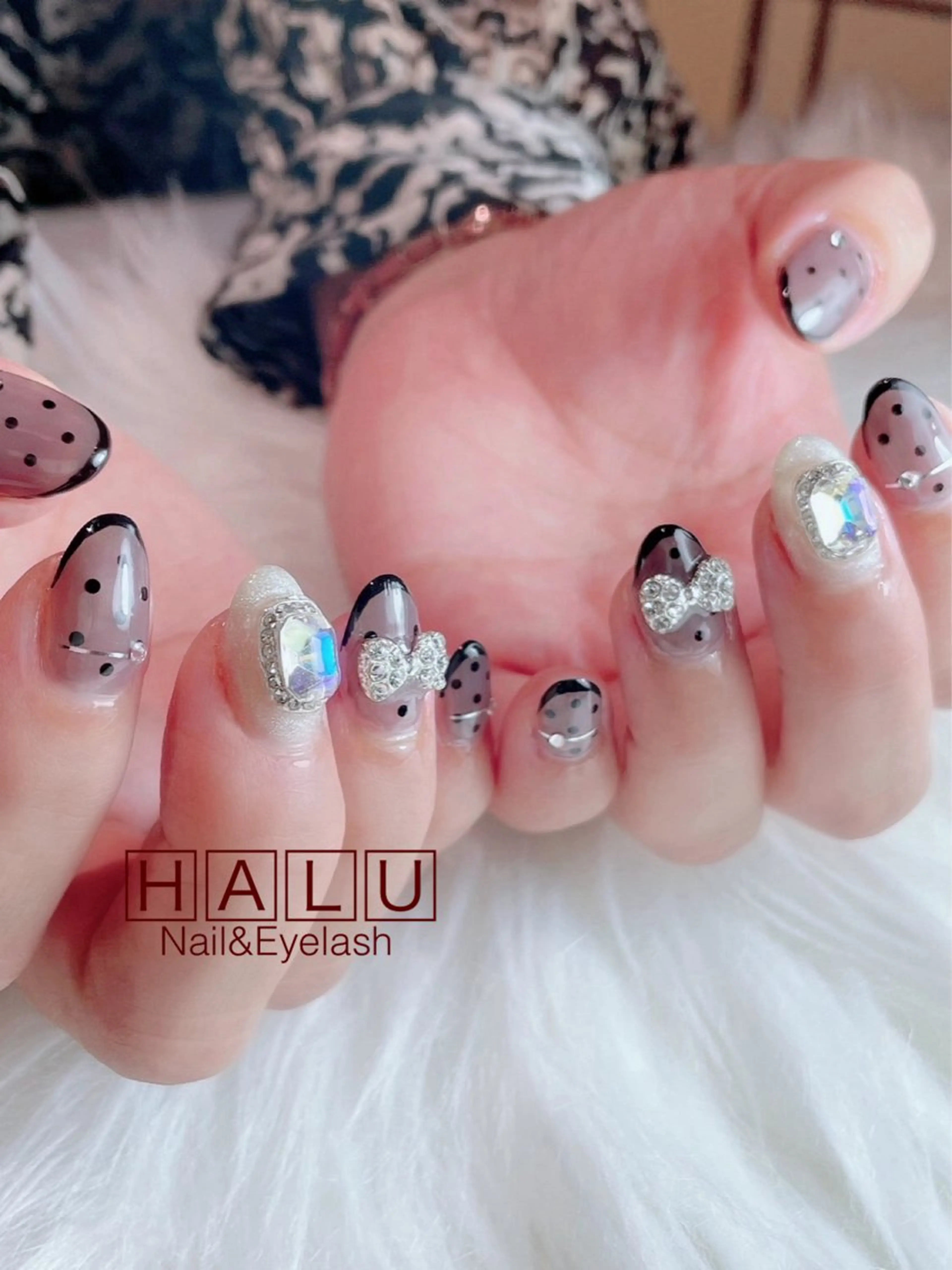 ネイル キラキラネイル HALU ハルのネイルデザイン
