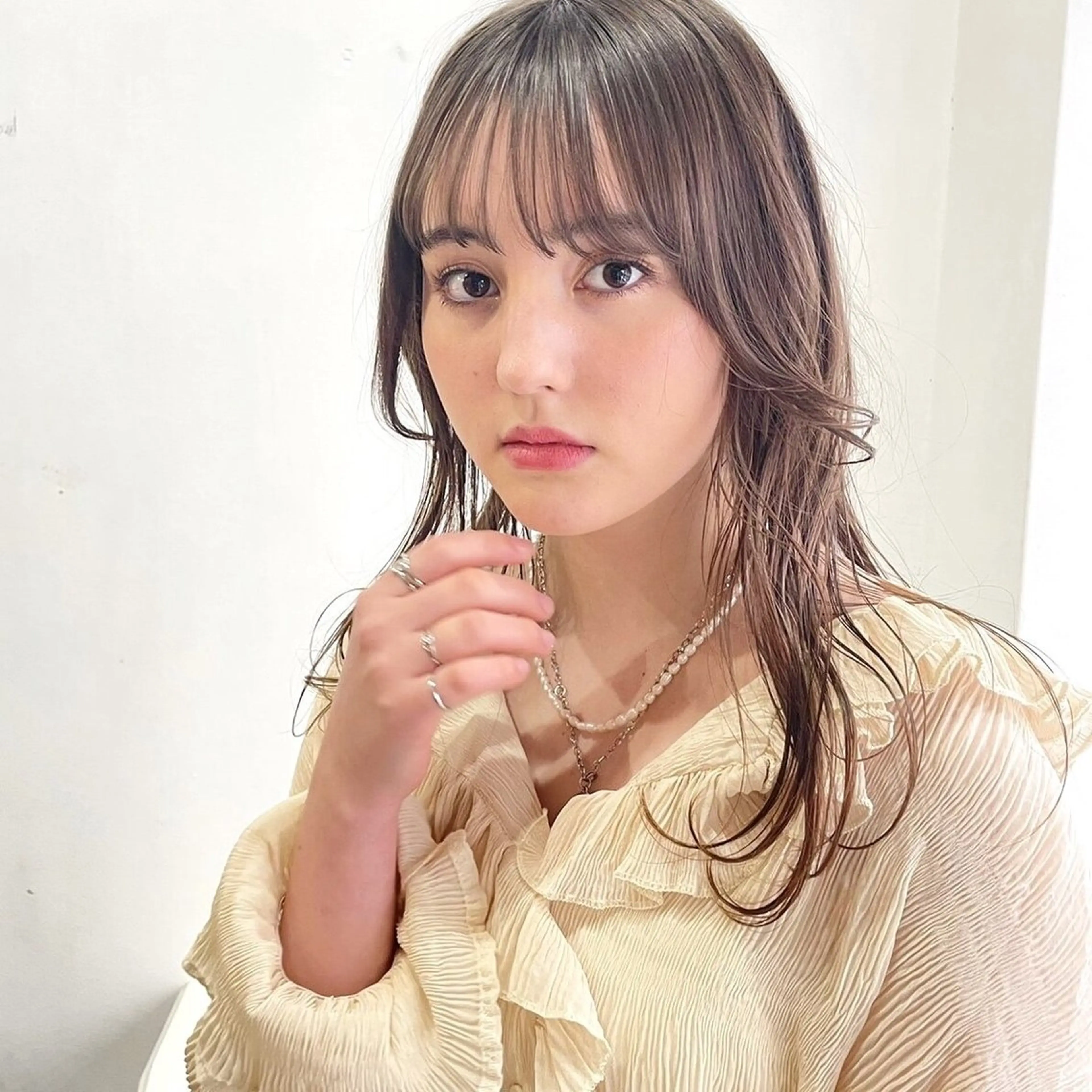 セミロング カラー 髪質改善 縮毛矯正 トリートメント 髪質改善アンジュール かのんのヘアスタイル