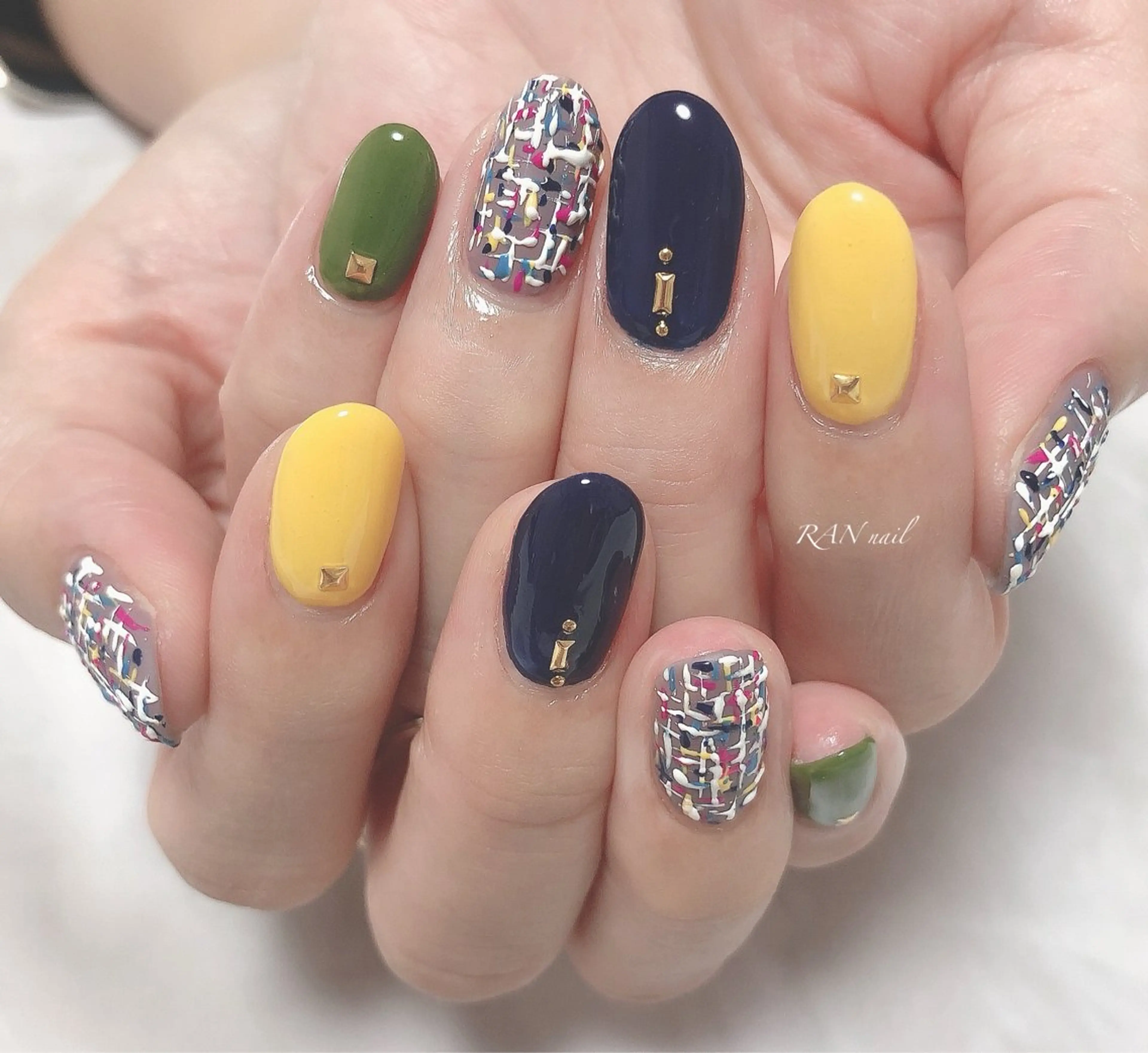 ネイル 成人式 グリーン ネイビー ツイードネイル ブライダルネイル RAN nail 〜ランネイル〜所属・RAN nailのネイルデザイン
