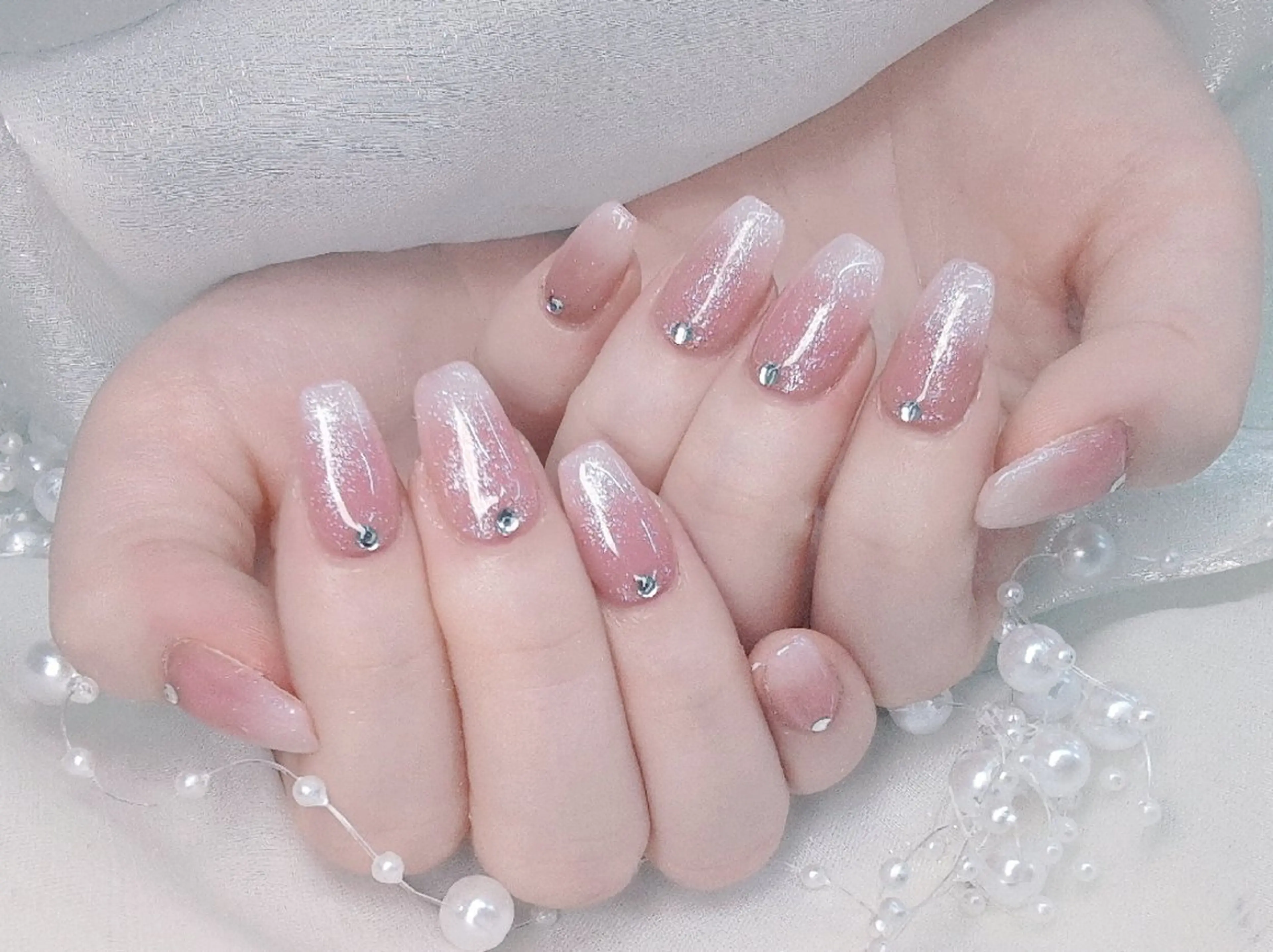 ネイル 長さ出し フラッシュネイル ジェルネイル キラキラネイル ラメ(グリッター) Chouette Nailのネイルデザイン