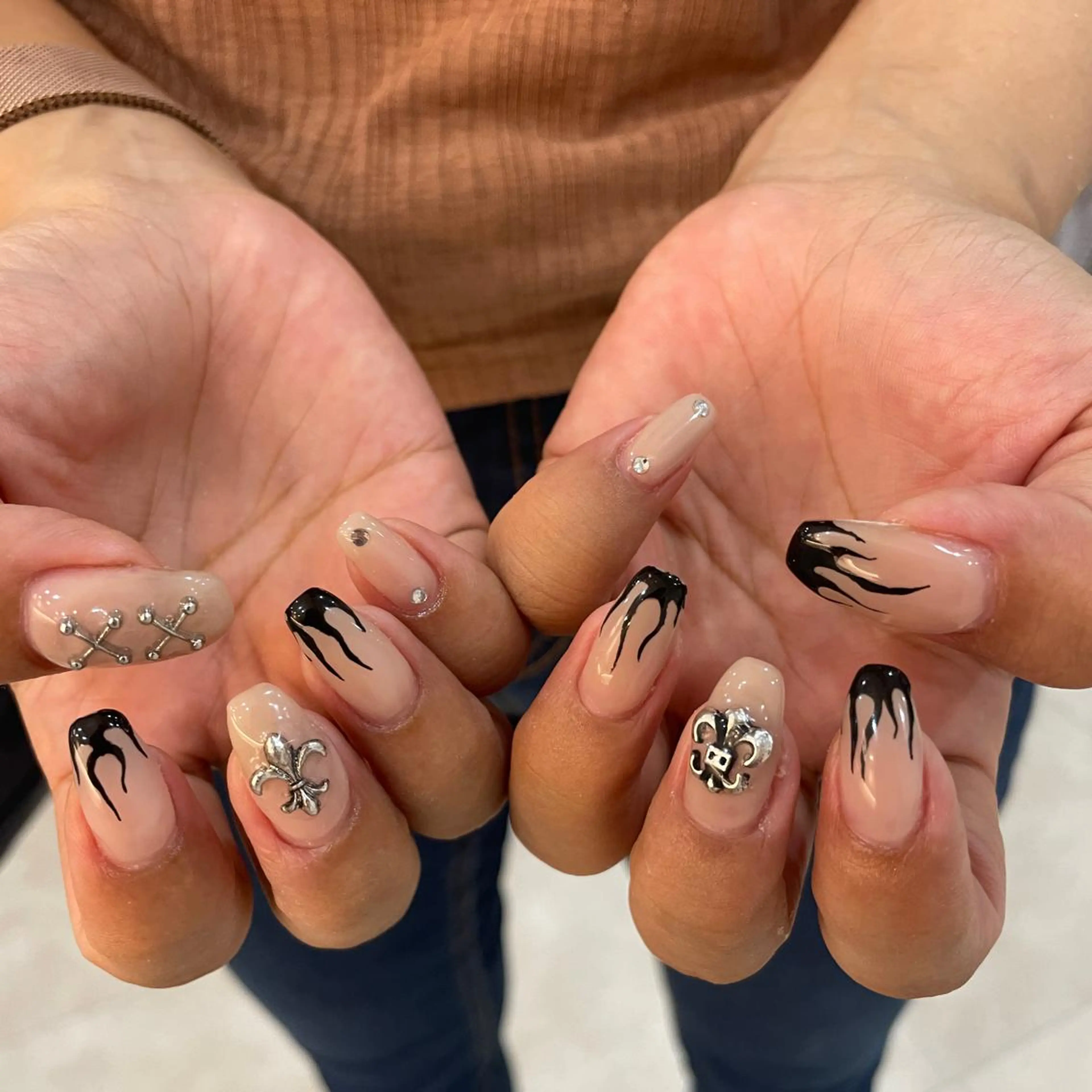 ネイル 栗田 ゆう子のネイルデザイン