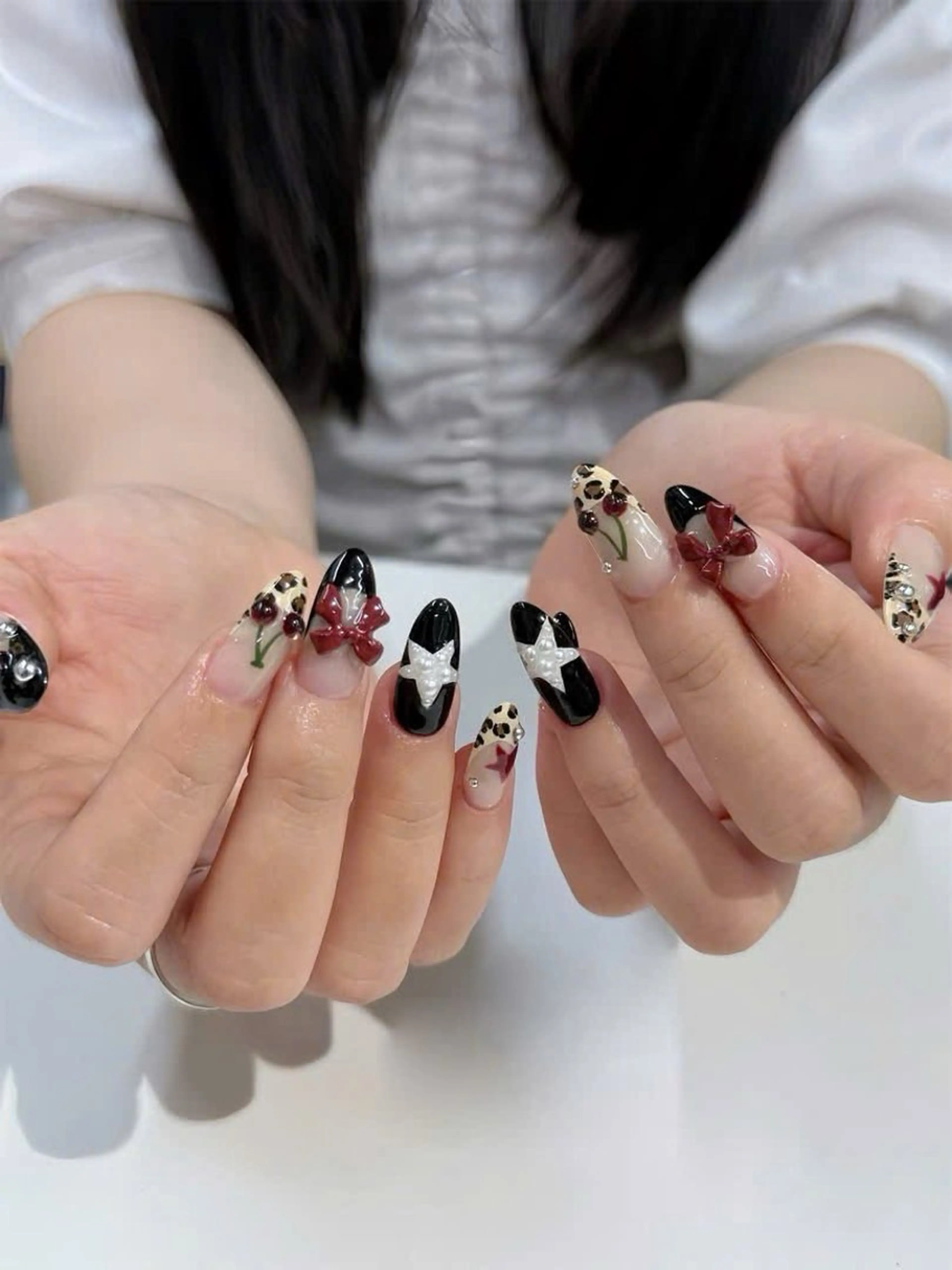 ネイル Iconic Nailのネイルデザイン