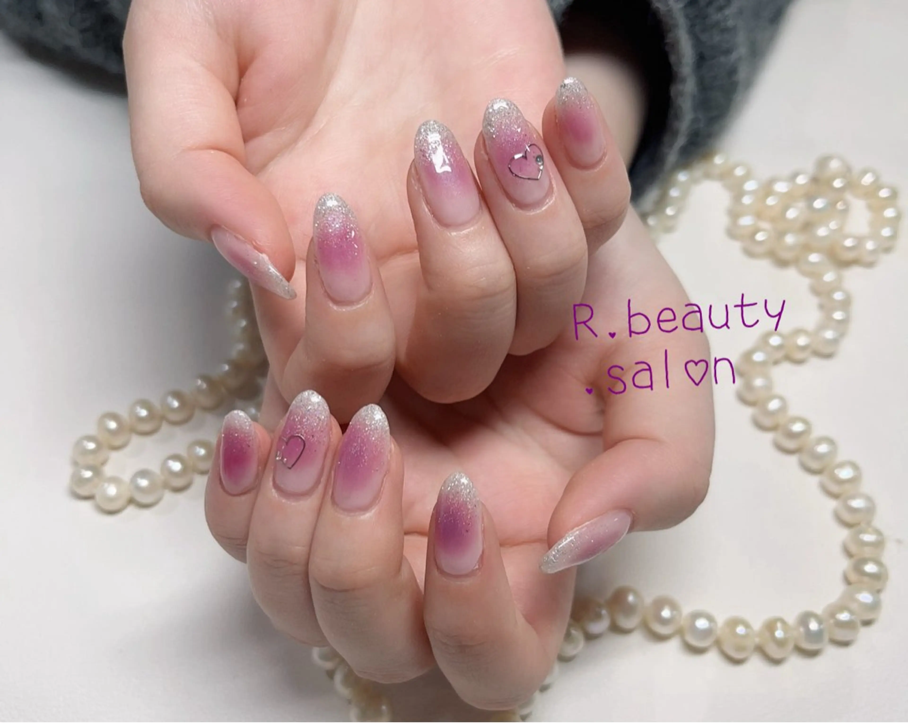 ネイル R.beauty サロンのネイルデザイン