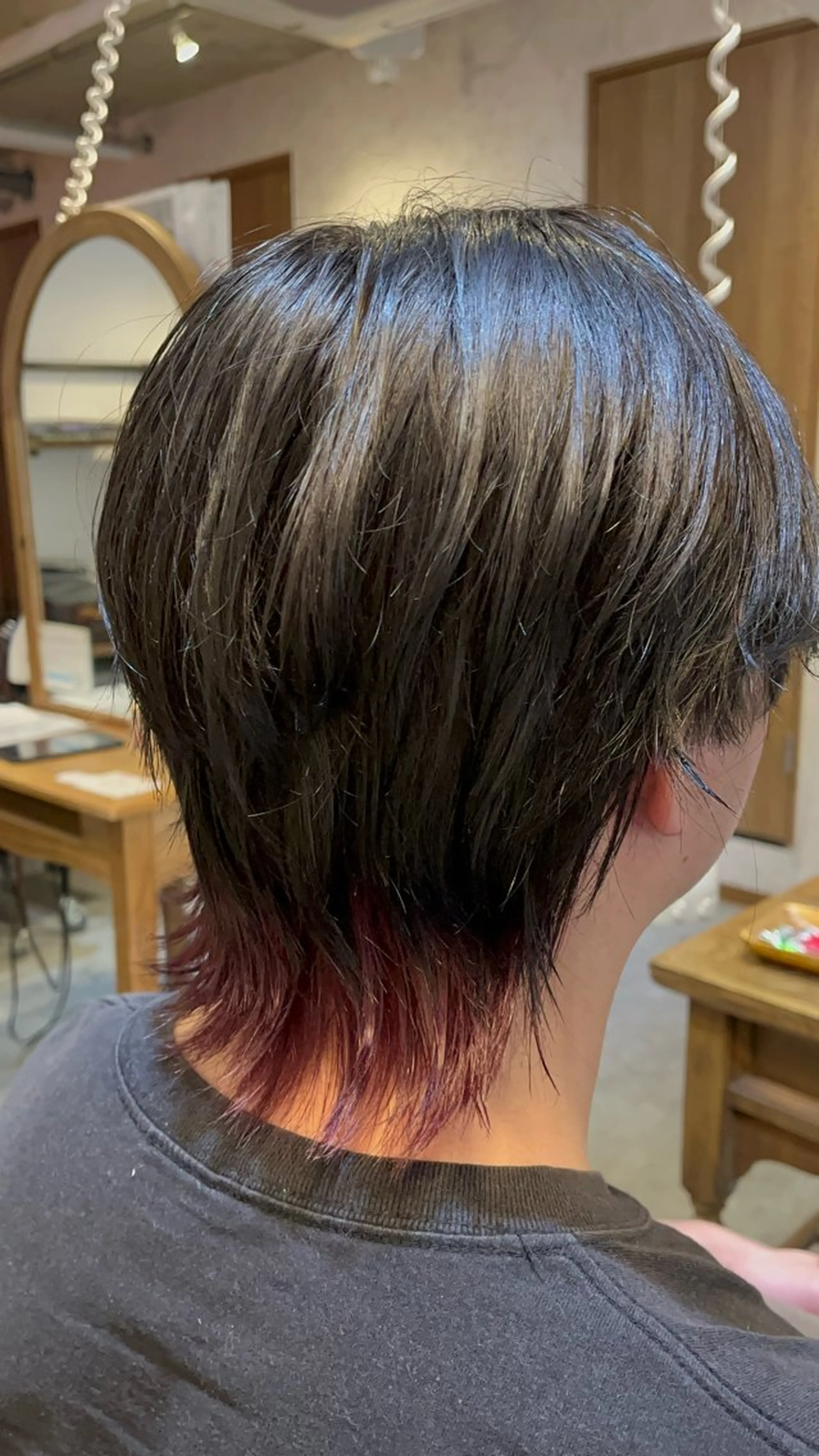 カラー メンズ 佐藤槙哉 サトウシンヤのヘアスタイル