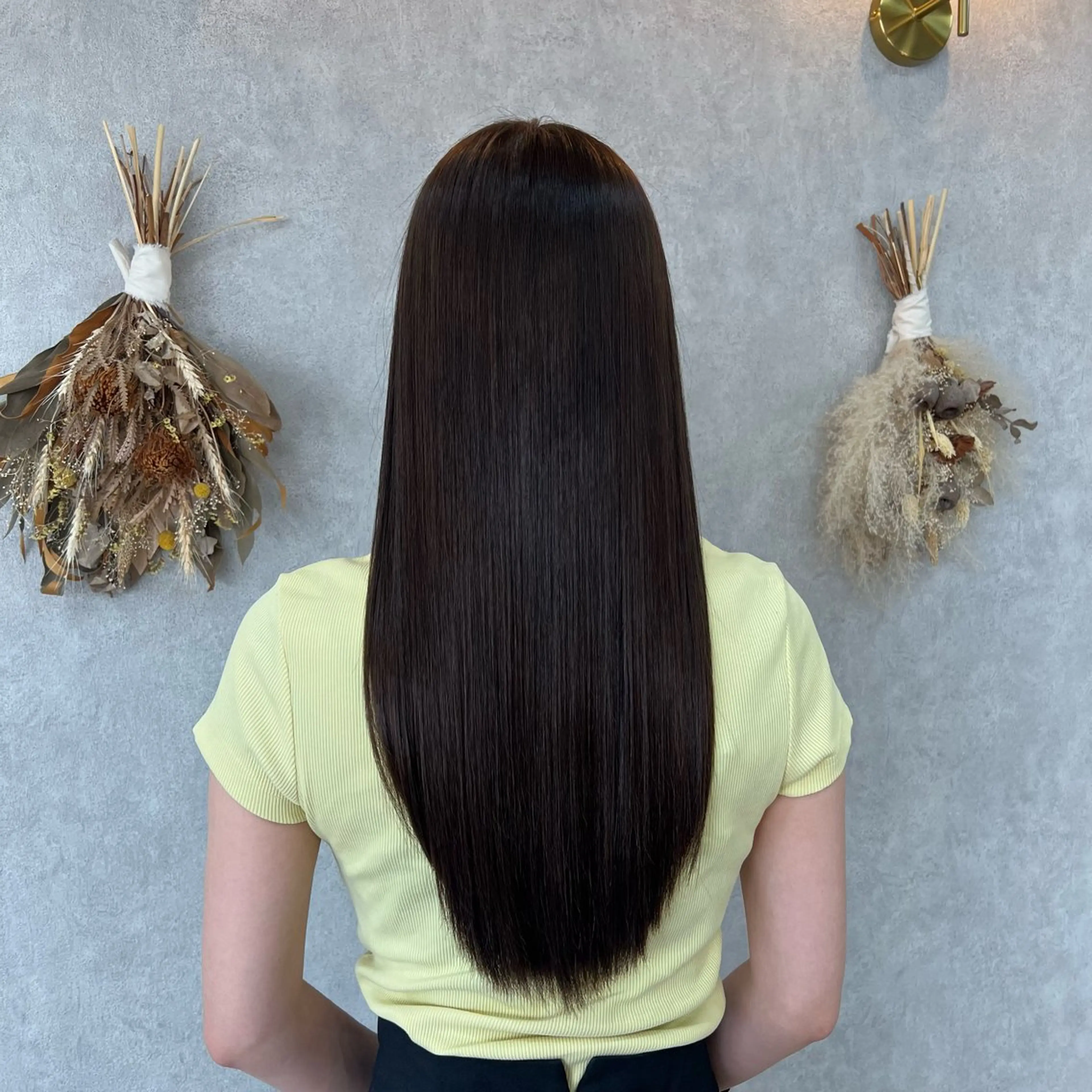 ロング カラー ベージュカラー オリーブベージュ 松本 心雪🌱‬のヘアスタイル